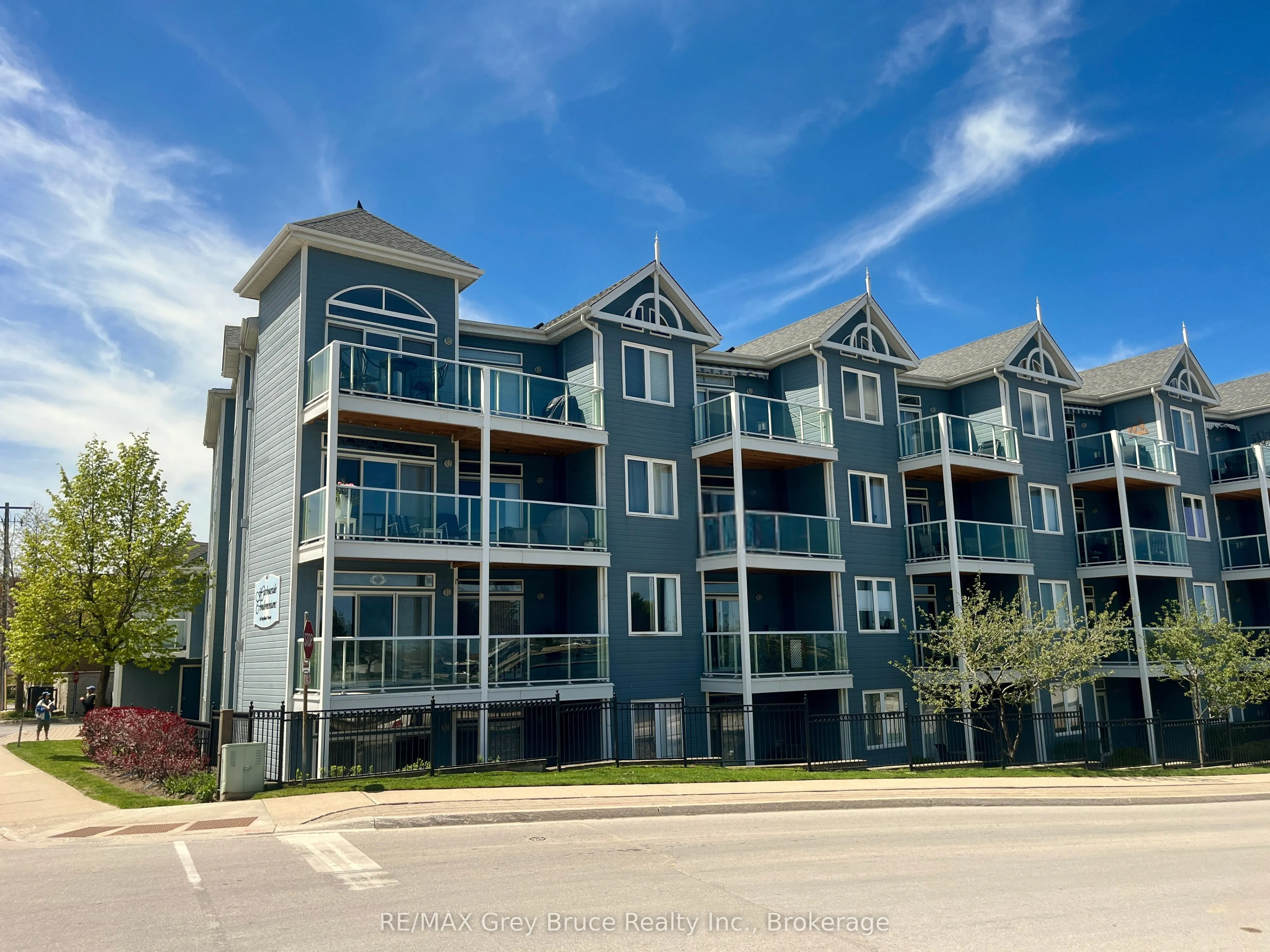 34 Bayfield Street #308