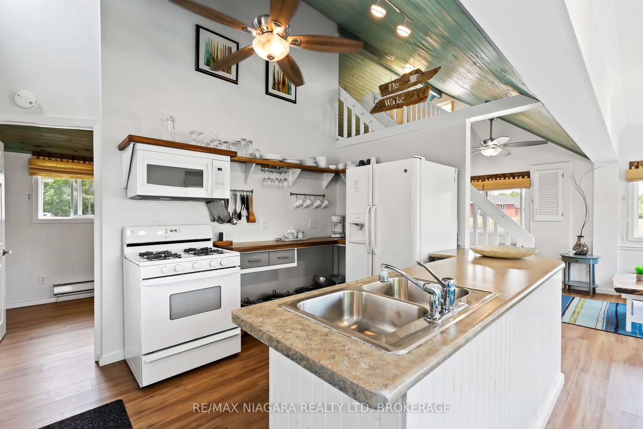 12343 Lakeshore Road