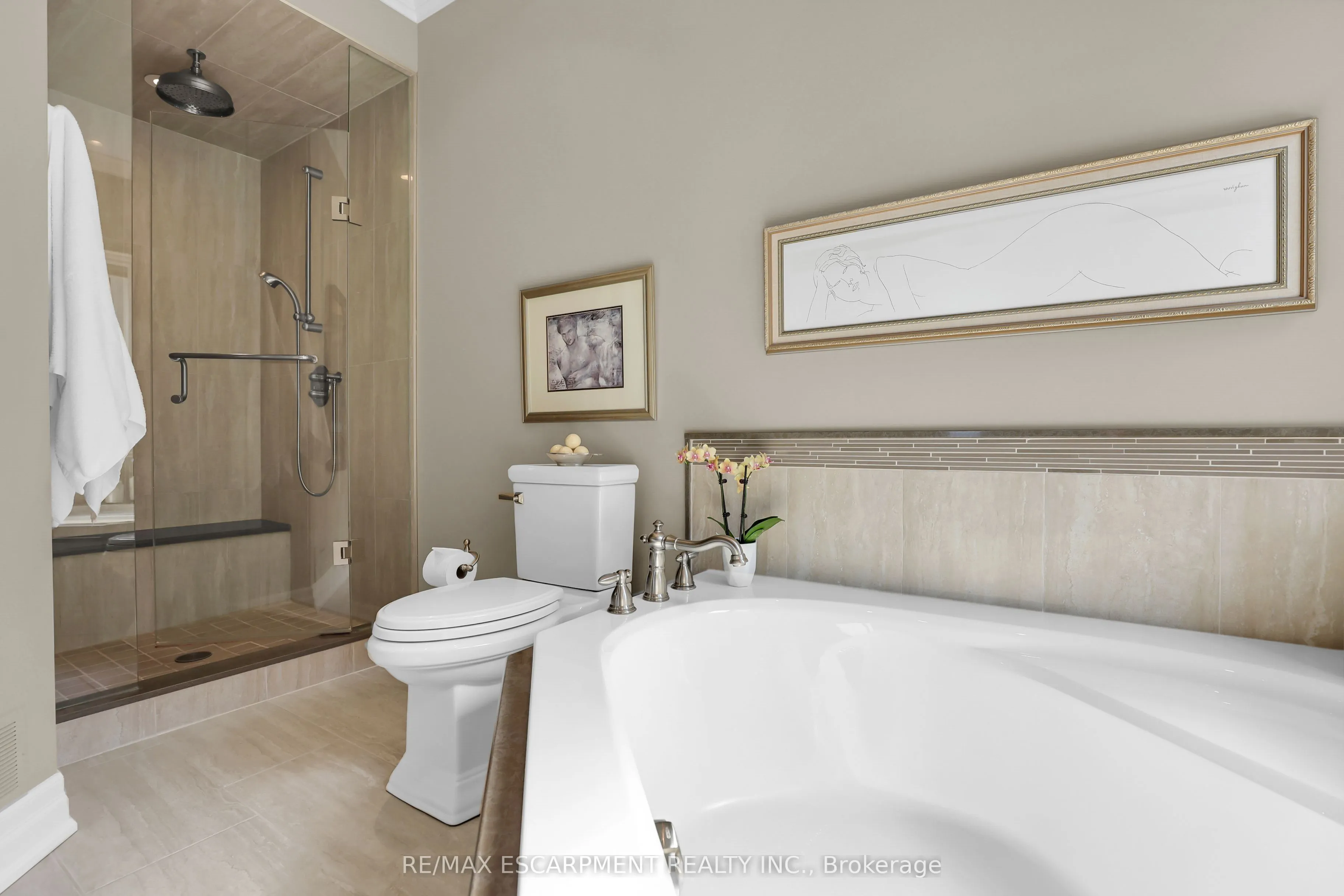 61 Lake Street, #4