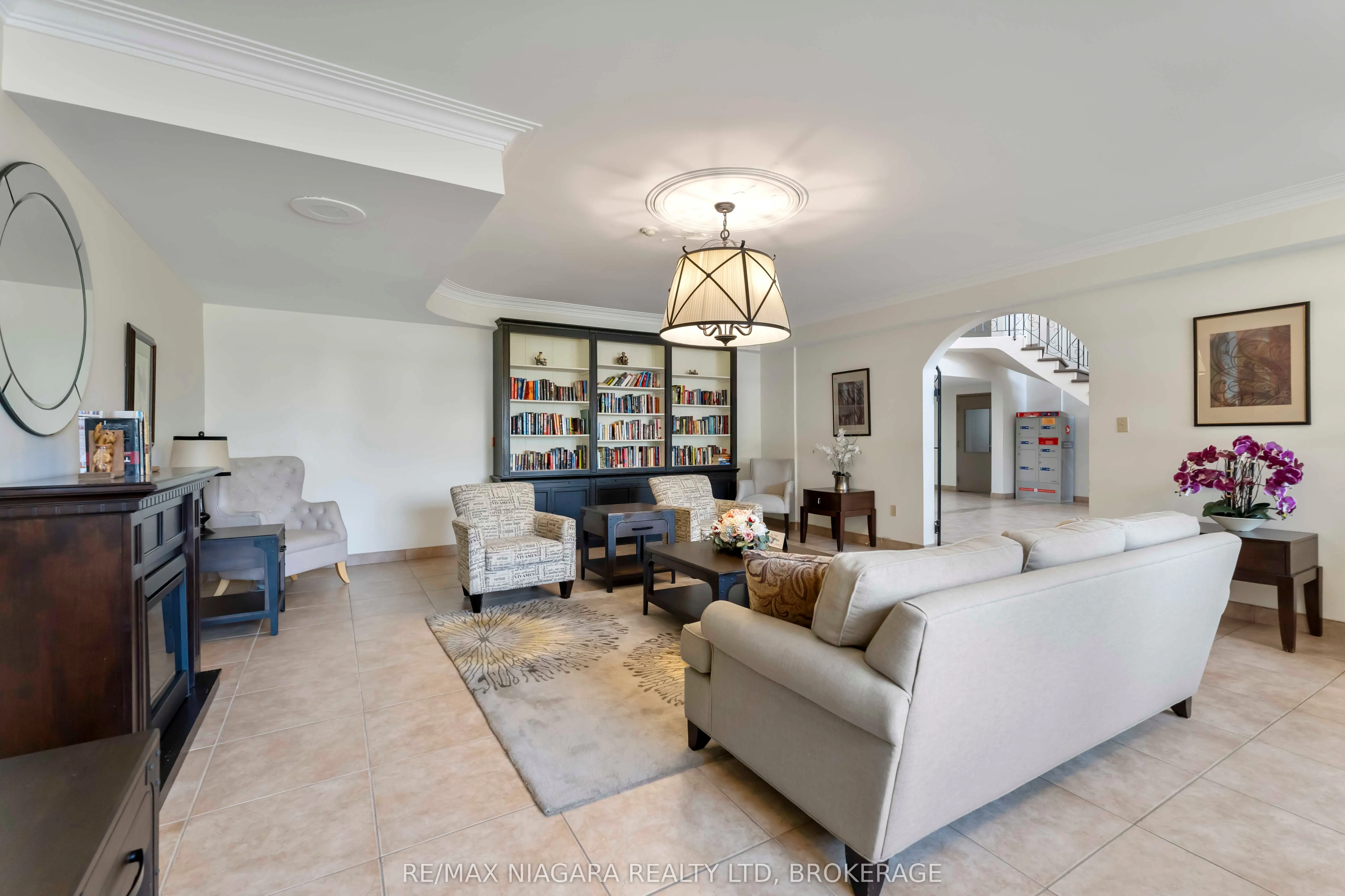 365 Geneva Street, #602