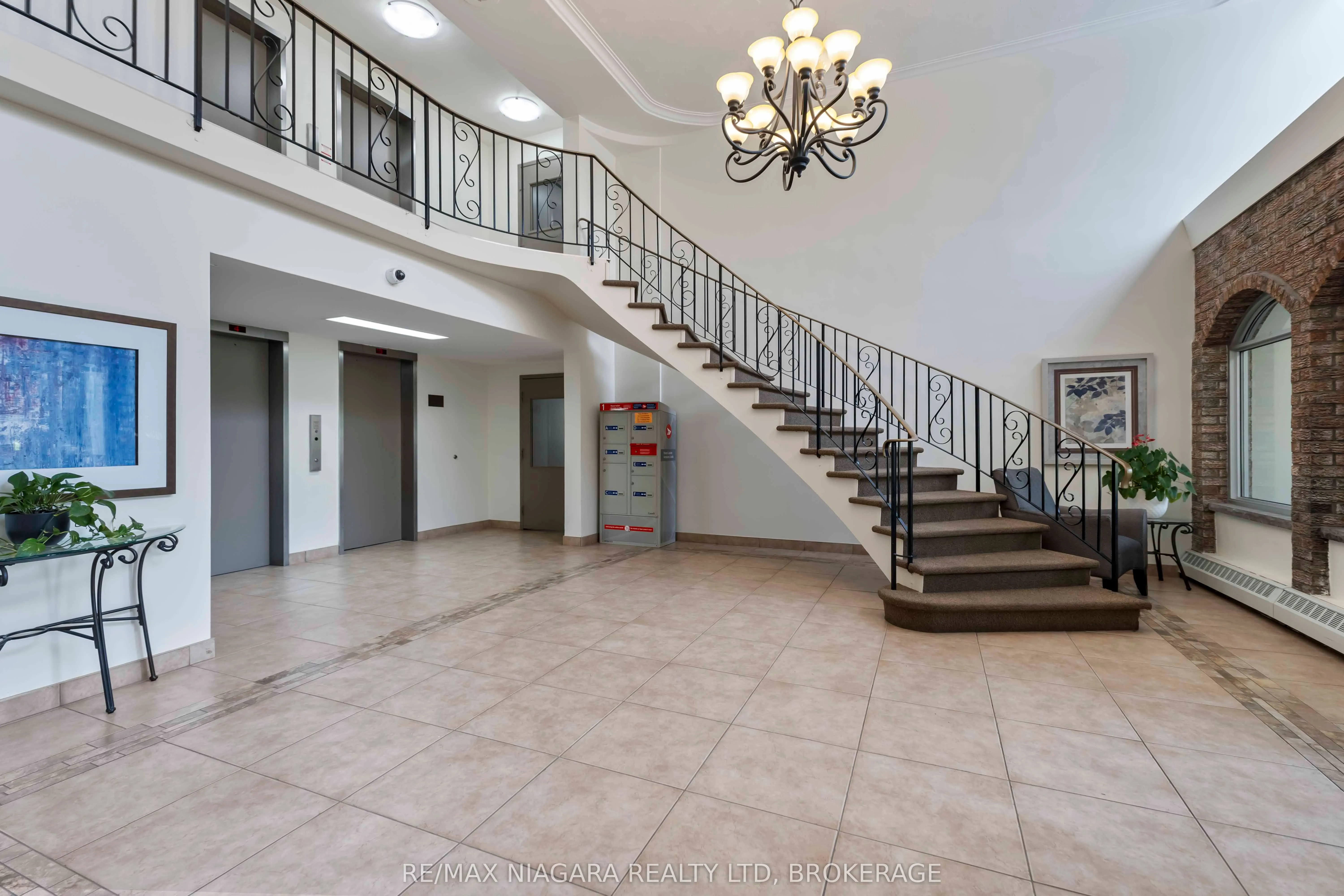 365 Geneva Street, #602