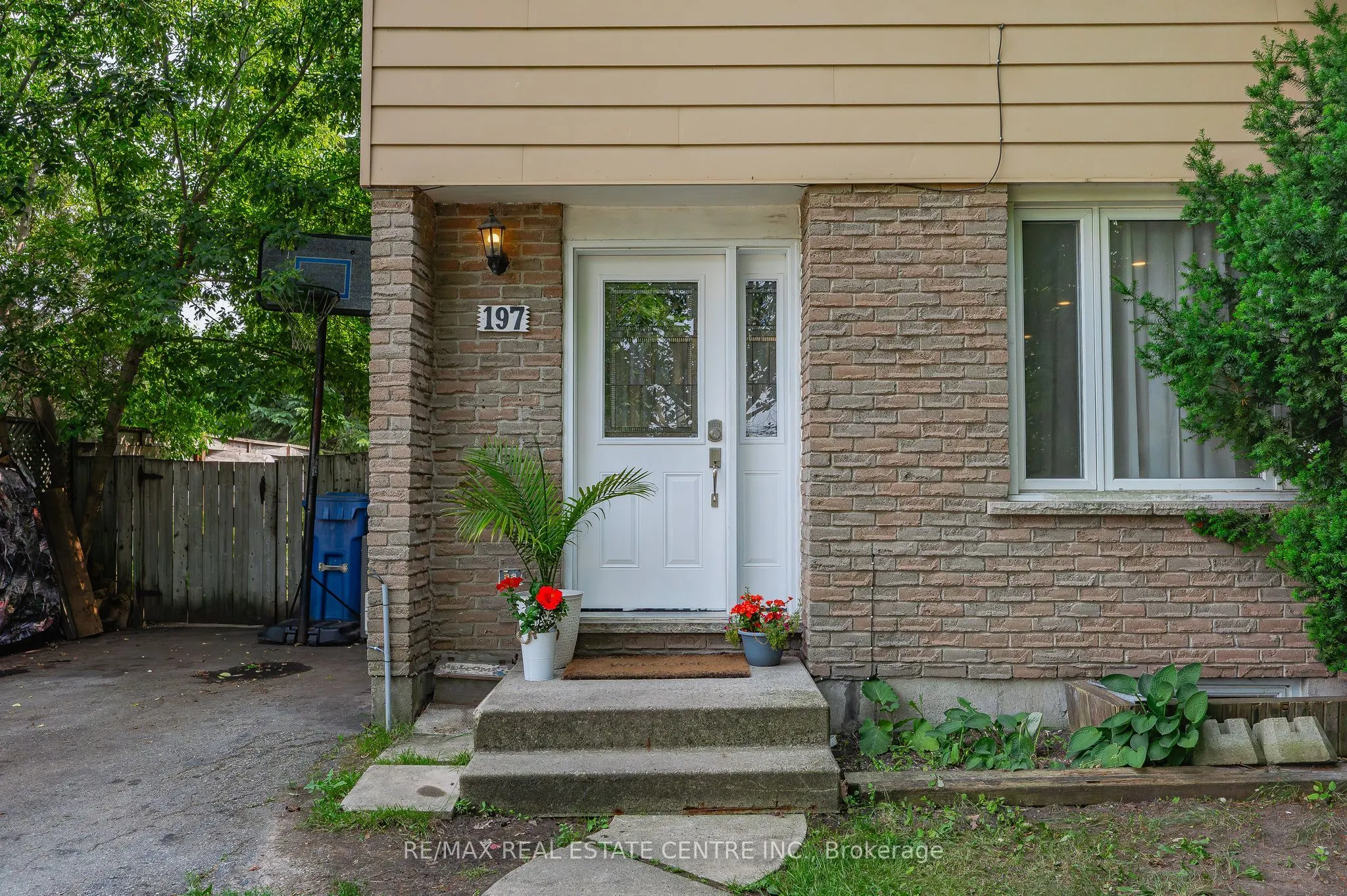 197 Maple Avenue