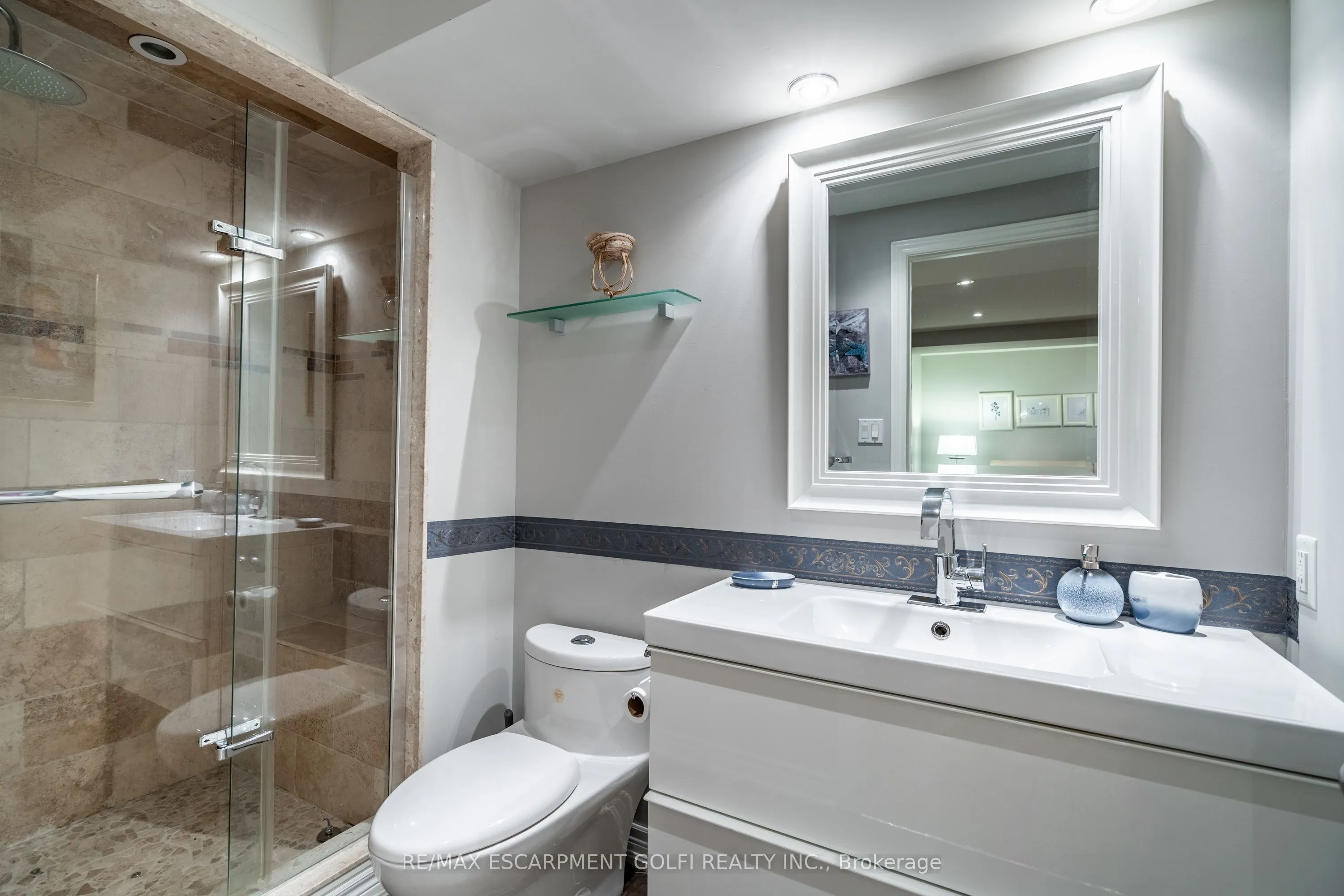 175 Fiddlers Green Road, #26