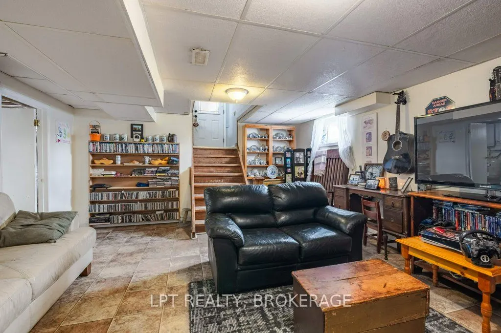 3939 Howes Road