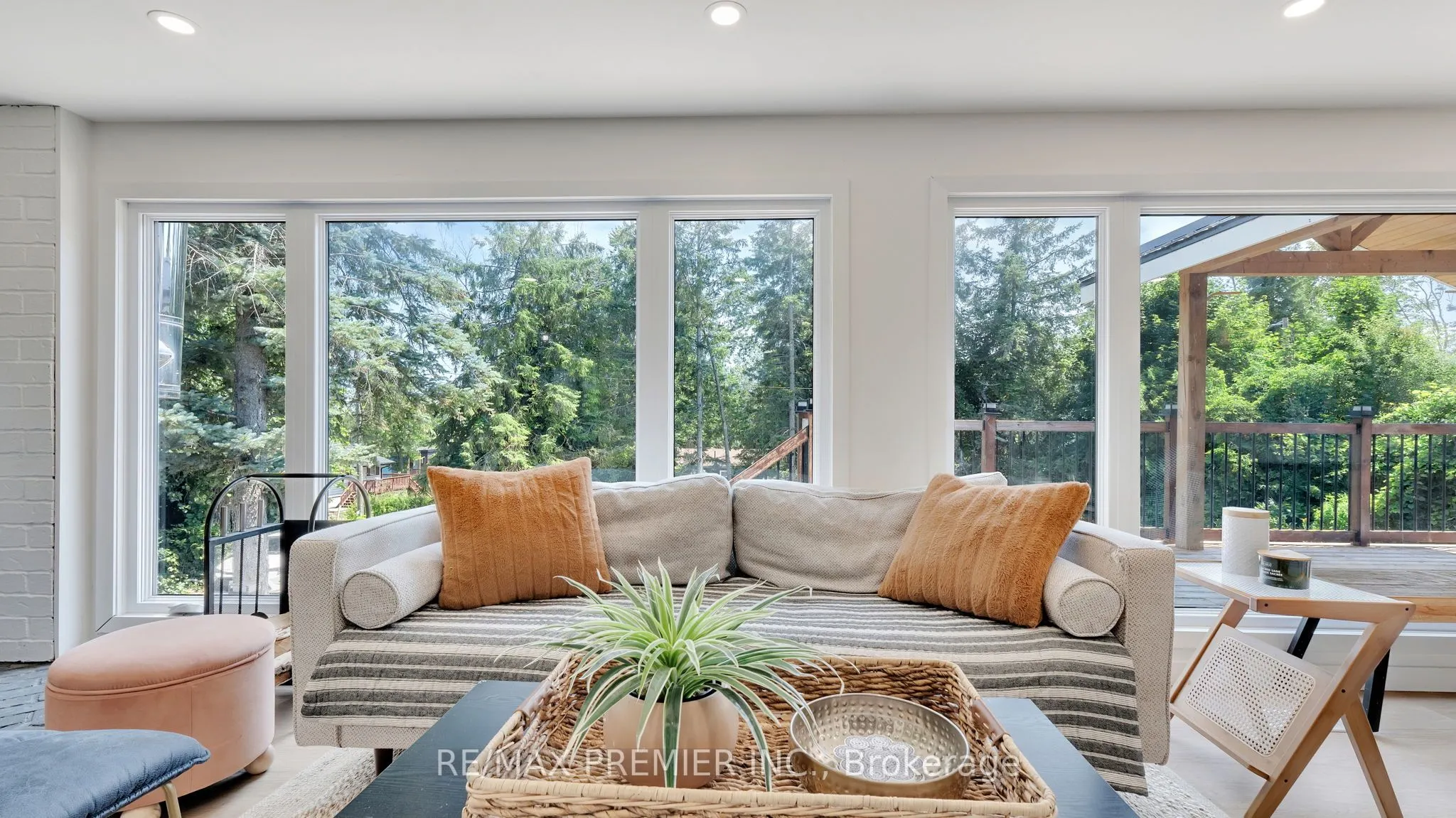 1128 Island View Drive