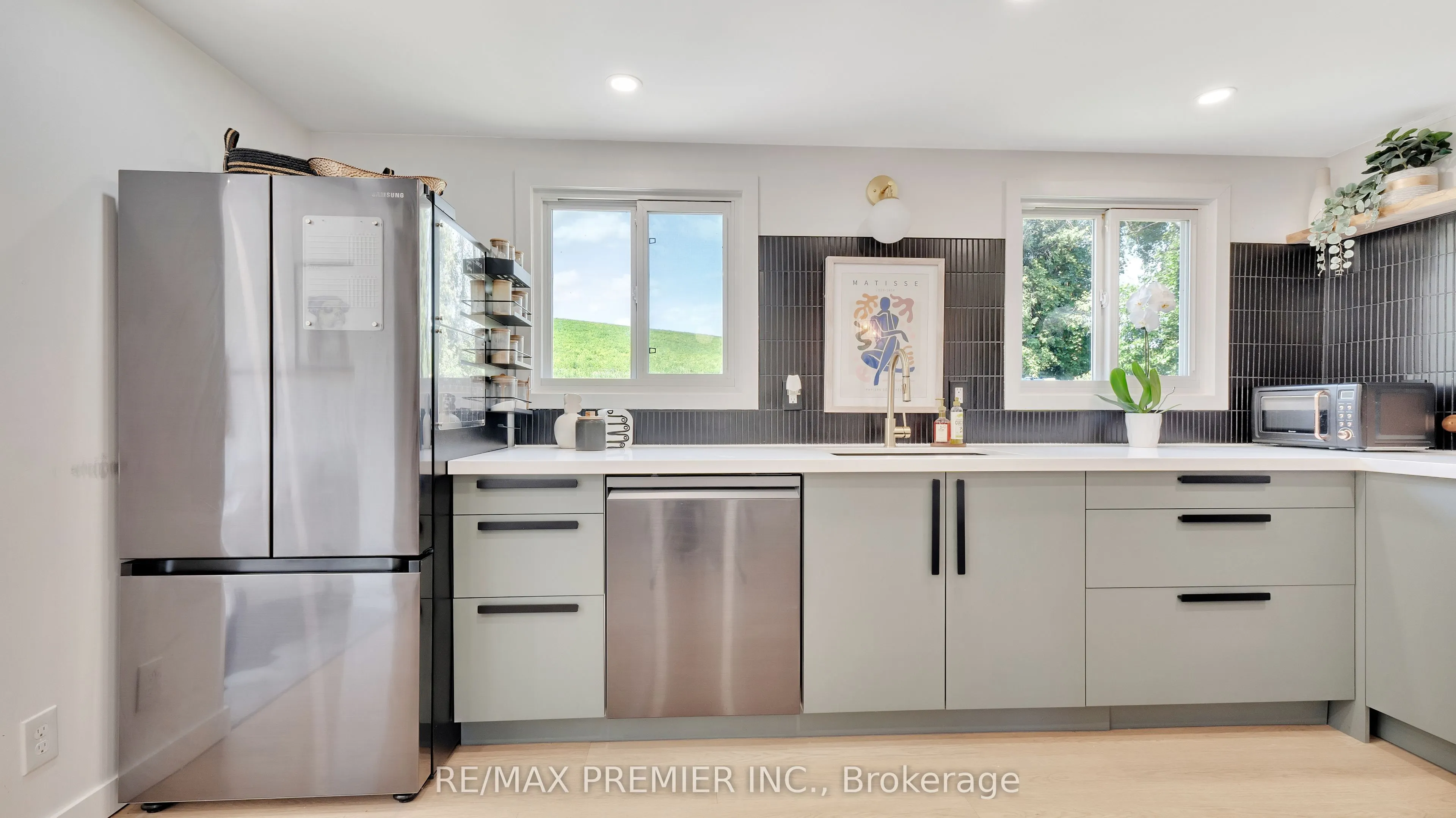 1128 Island View Drive