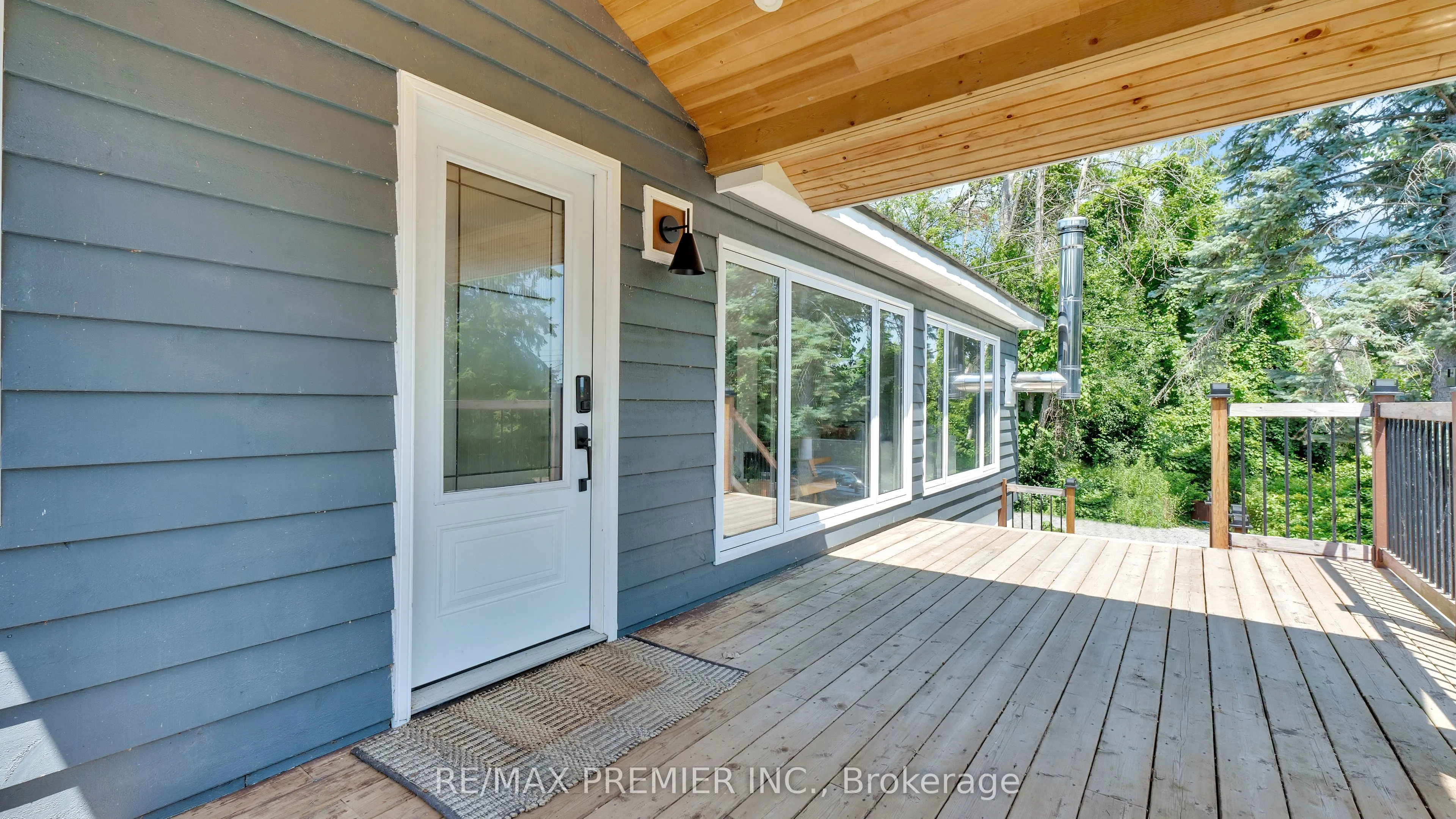 1128 Island View Drive