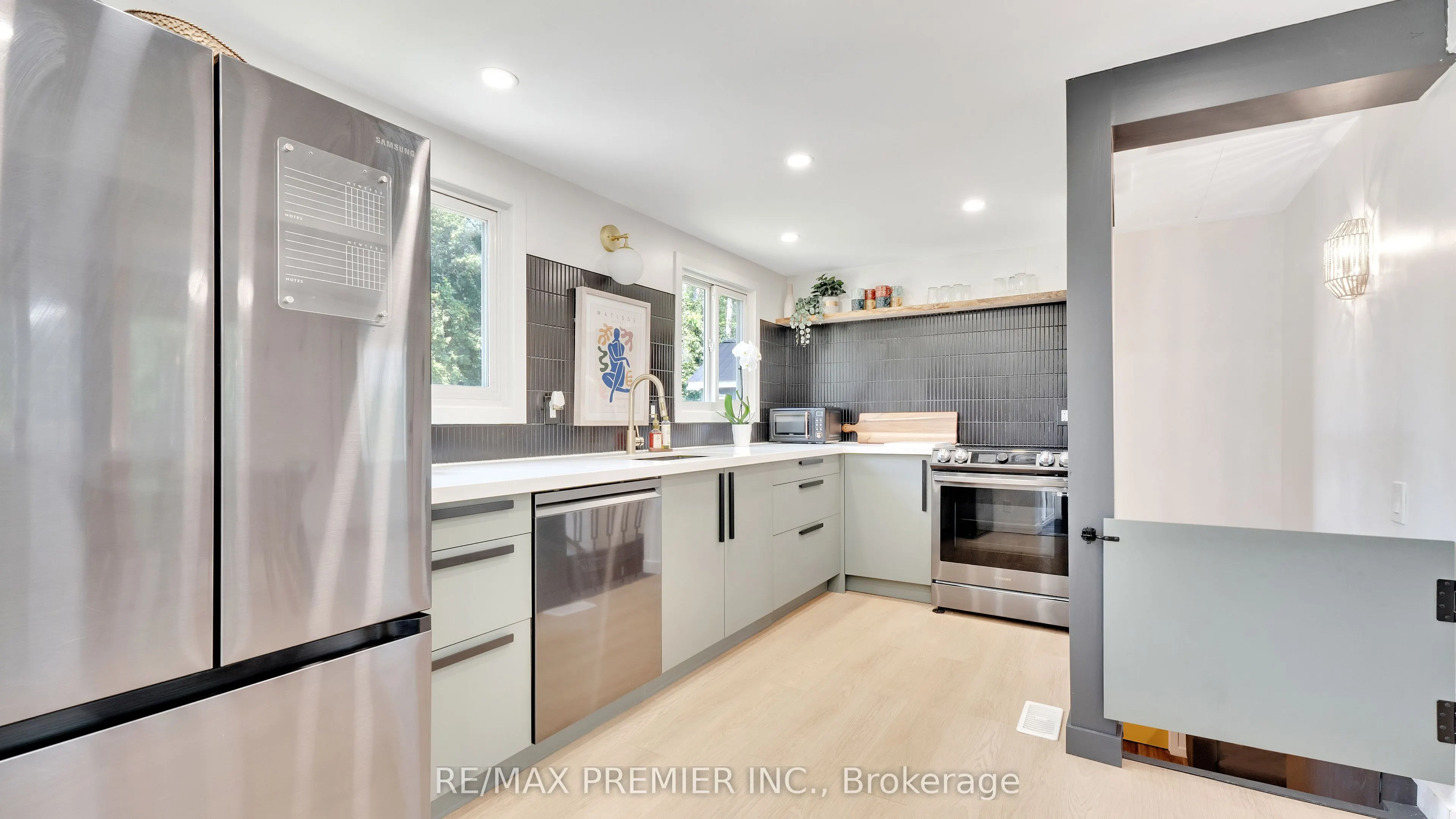 1128 Island View Drive