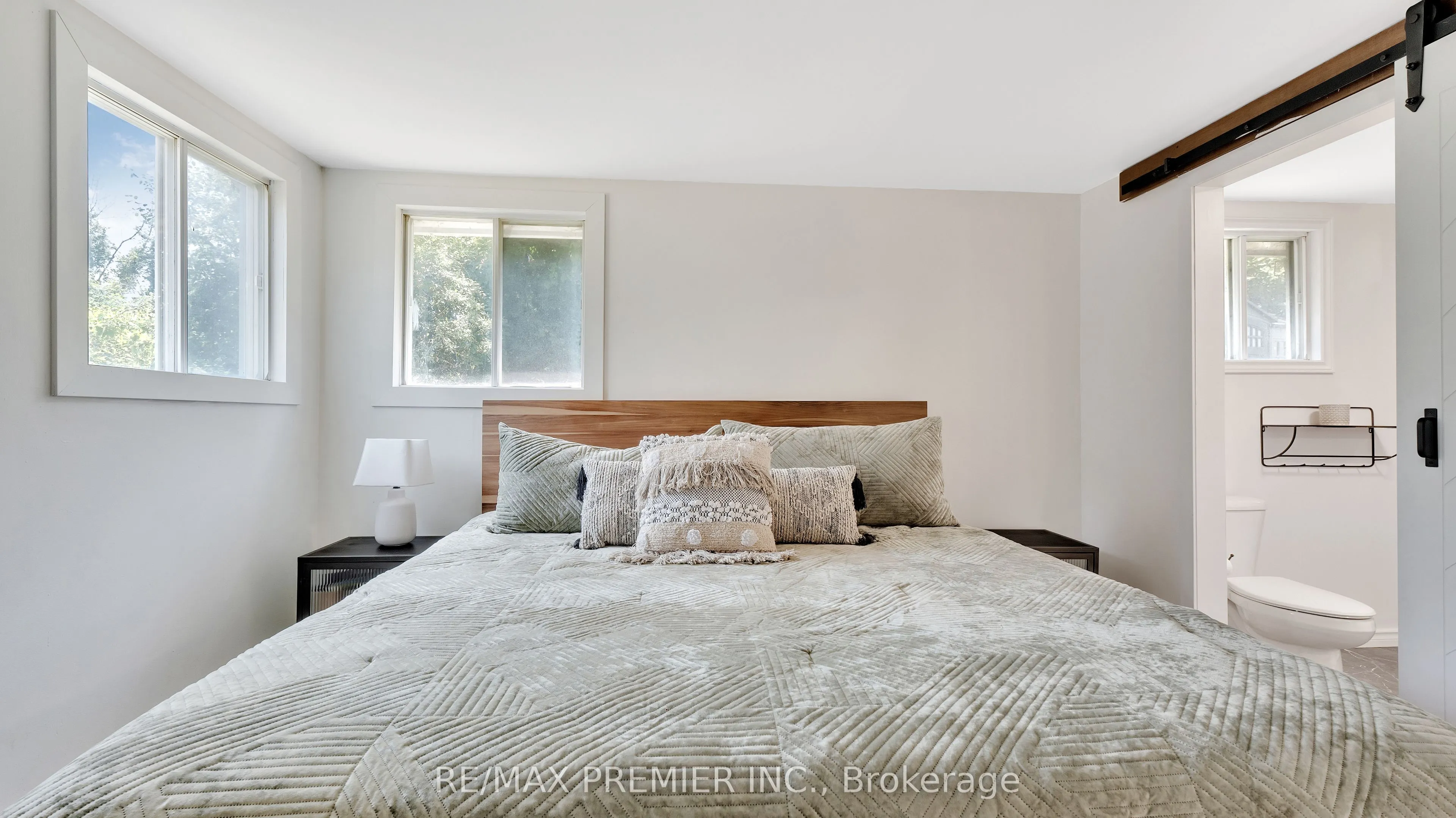 1128 Island View Drive