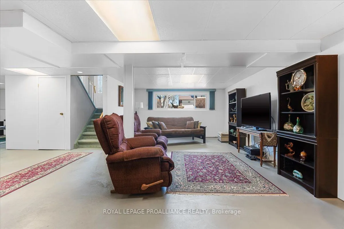 197 Chatterton Valley Crescent