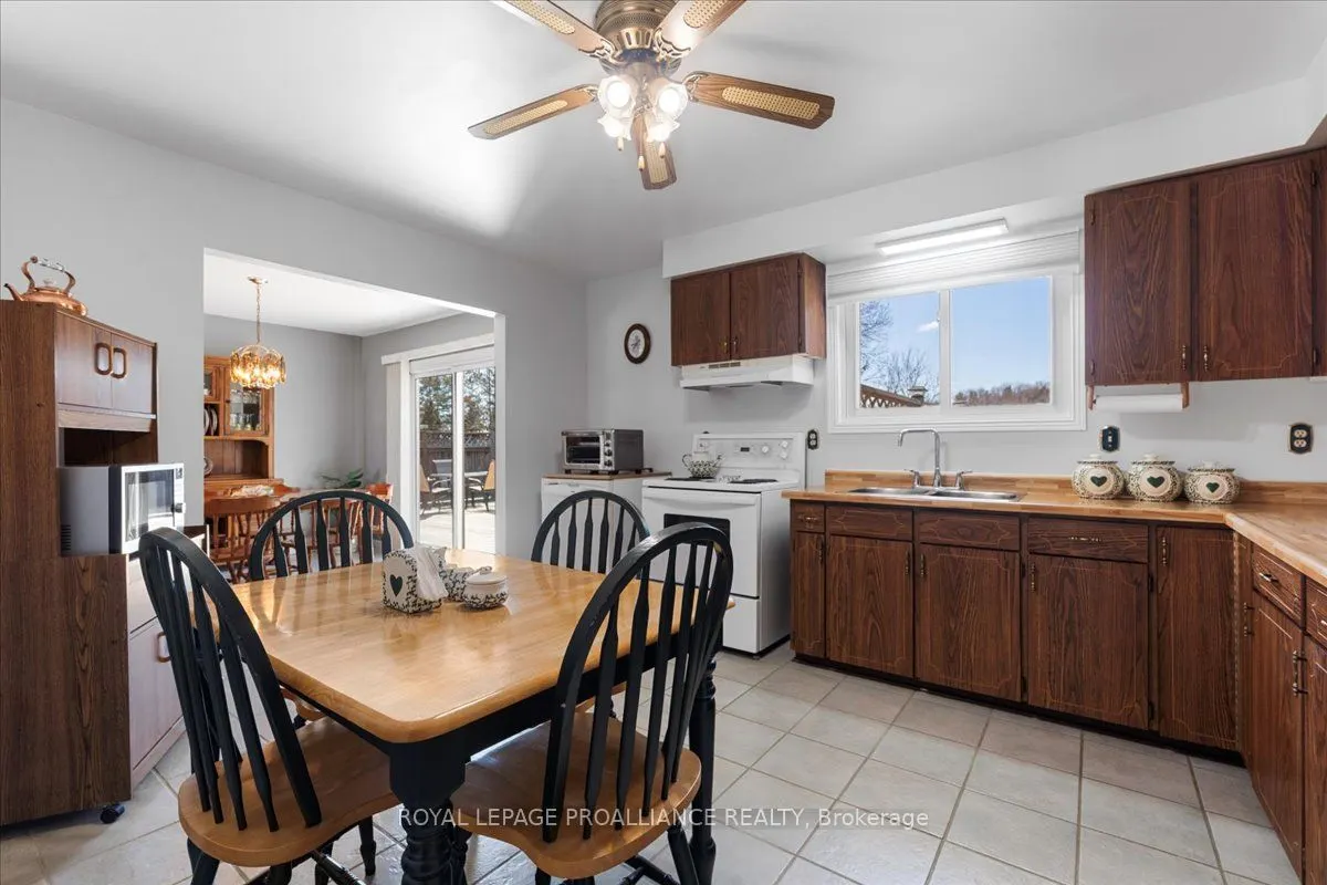 197 Chatterton Valley Crescent