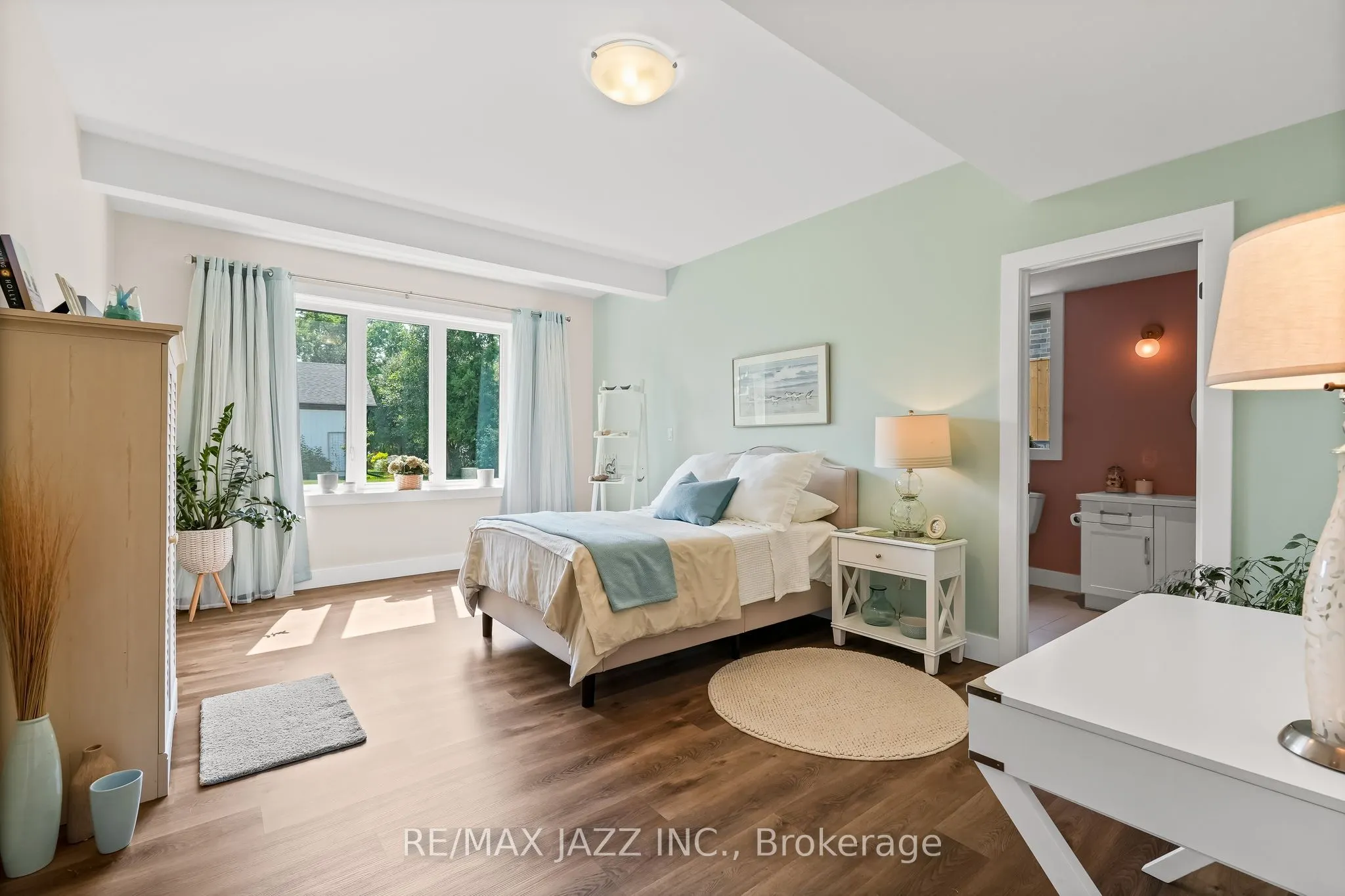 48 Pleasant View Crescent