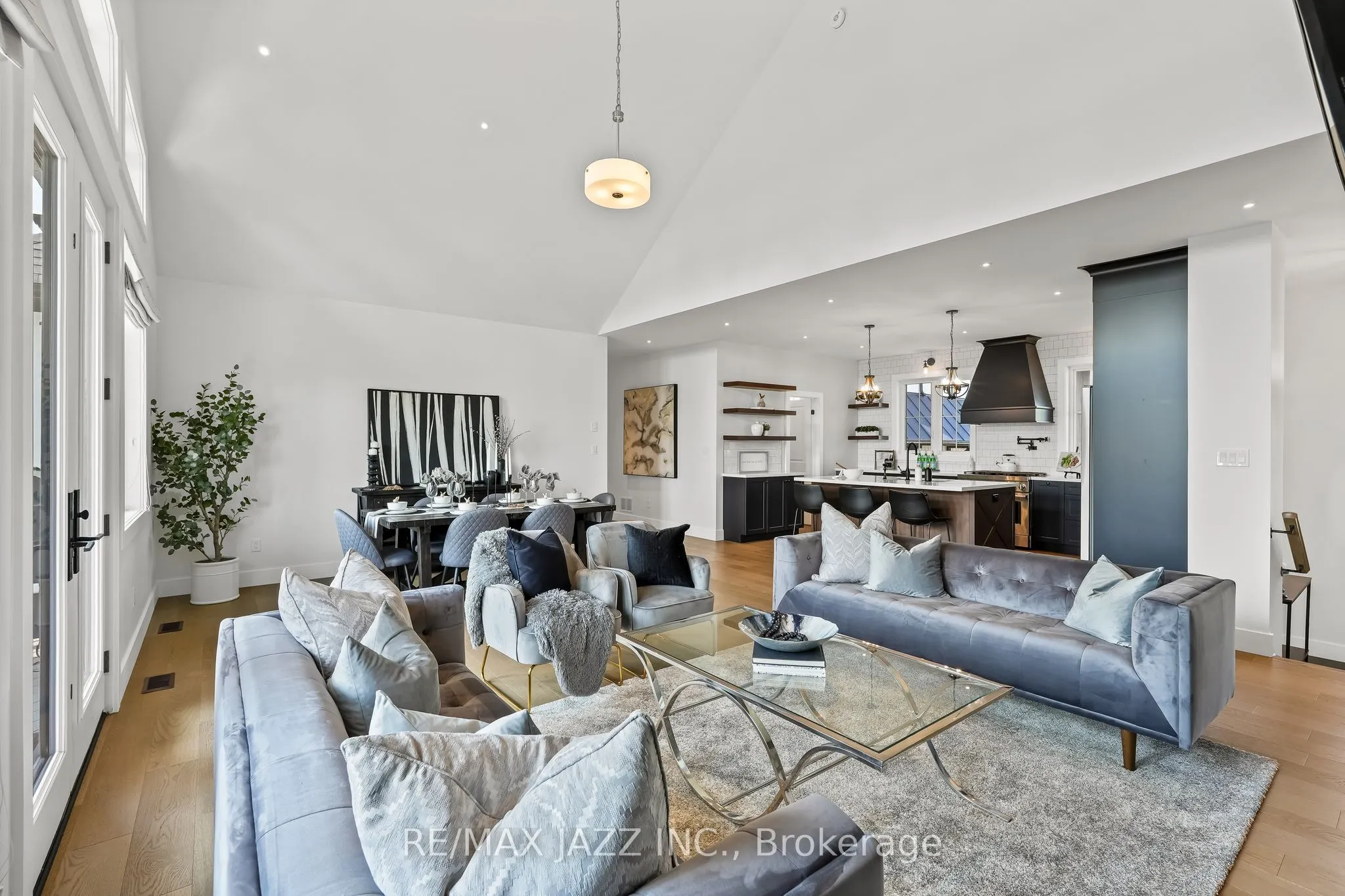 48 Pleasant View Crescent