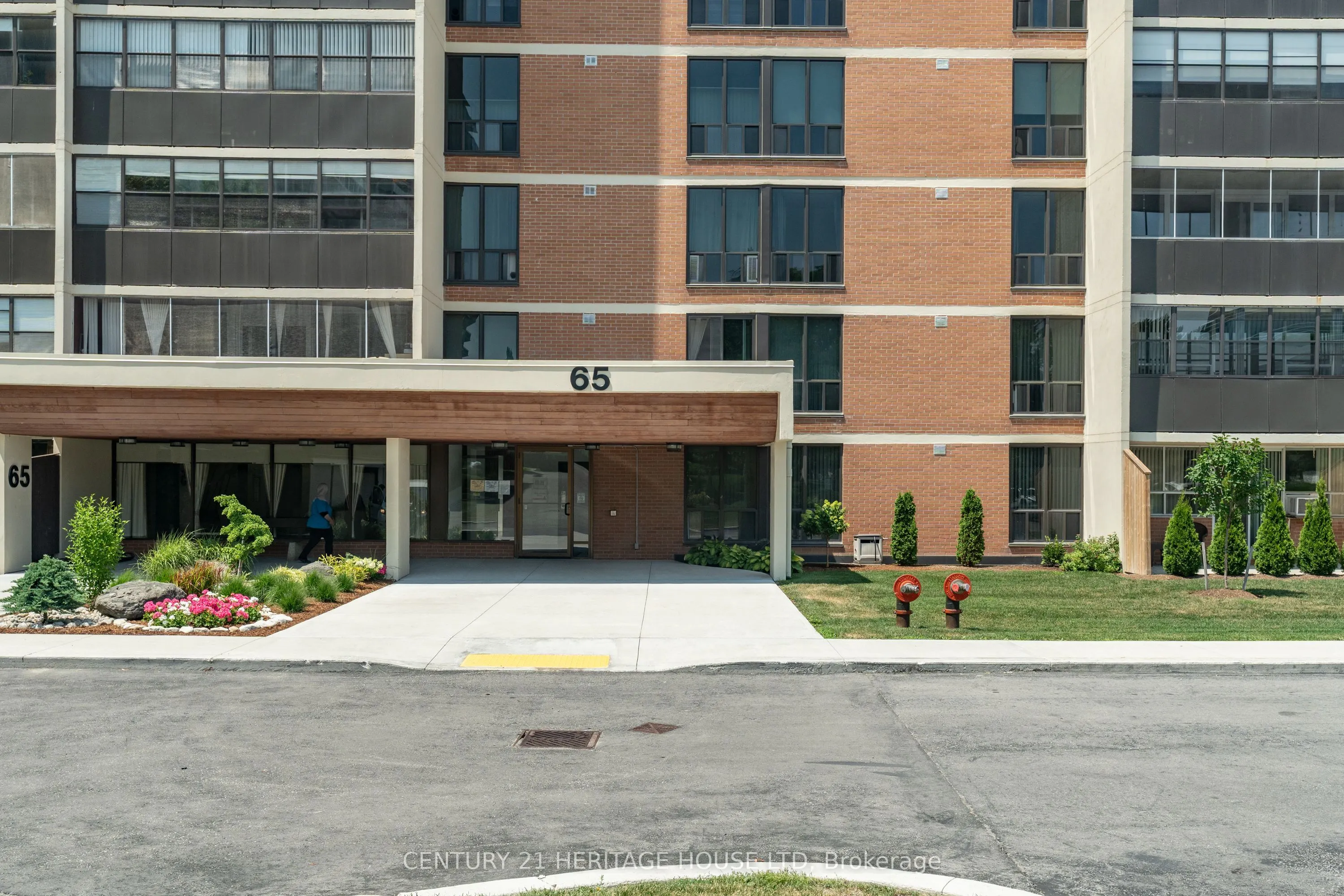 65 Westmount Road N, #110