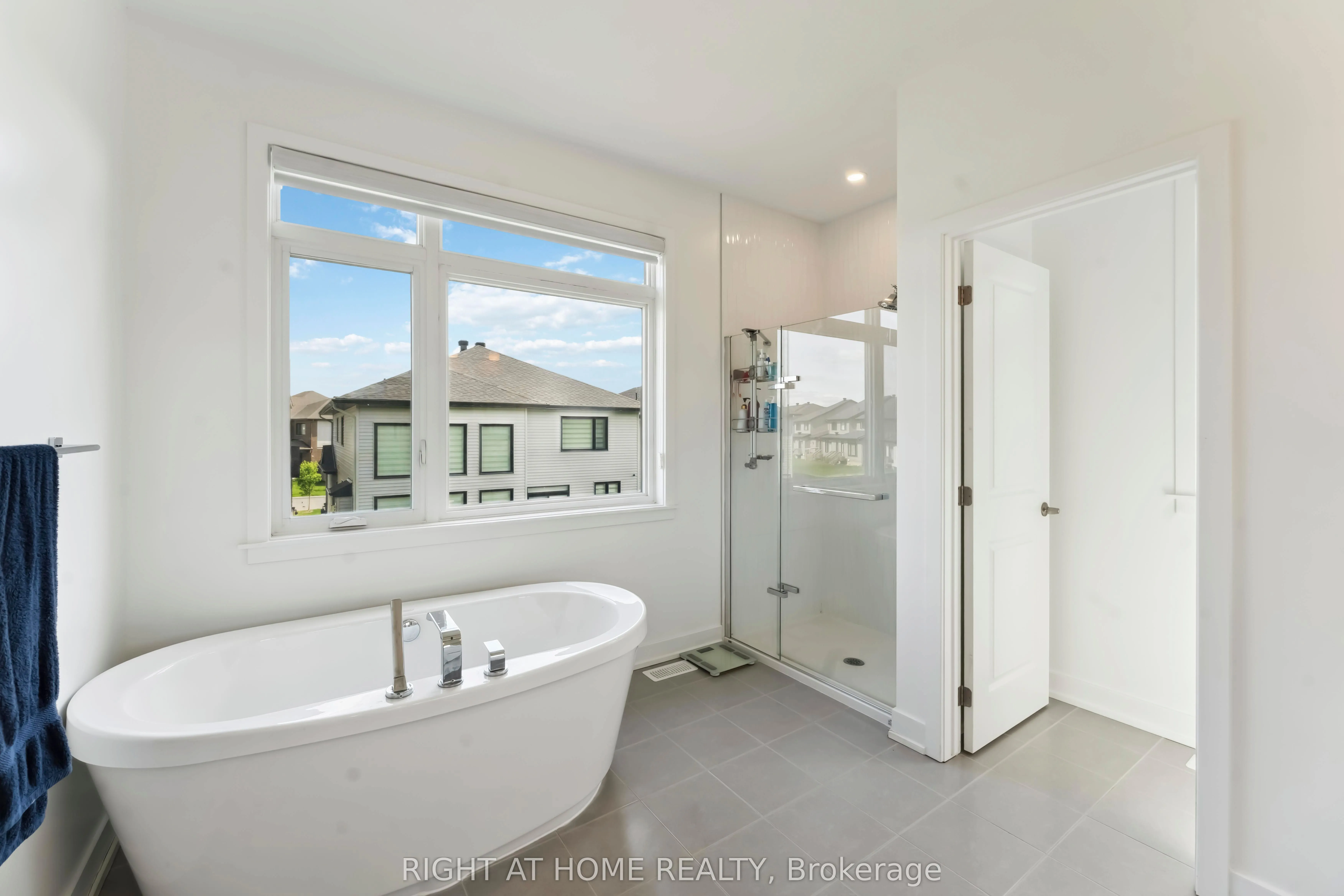 848 Beckton Heights S
