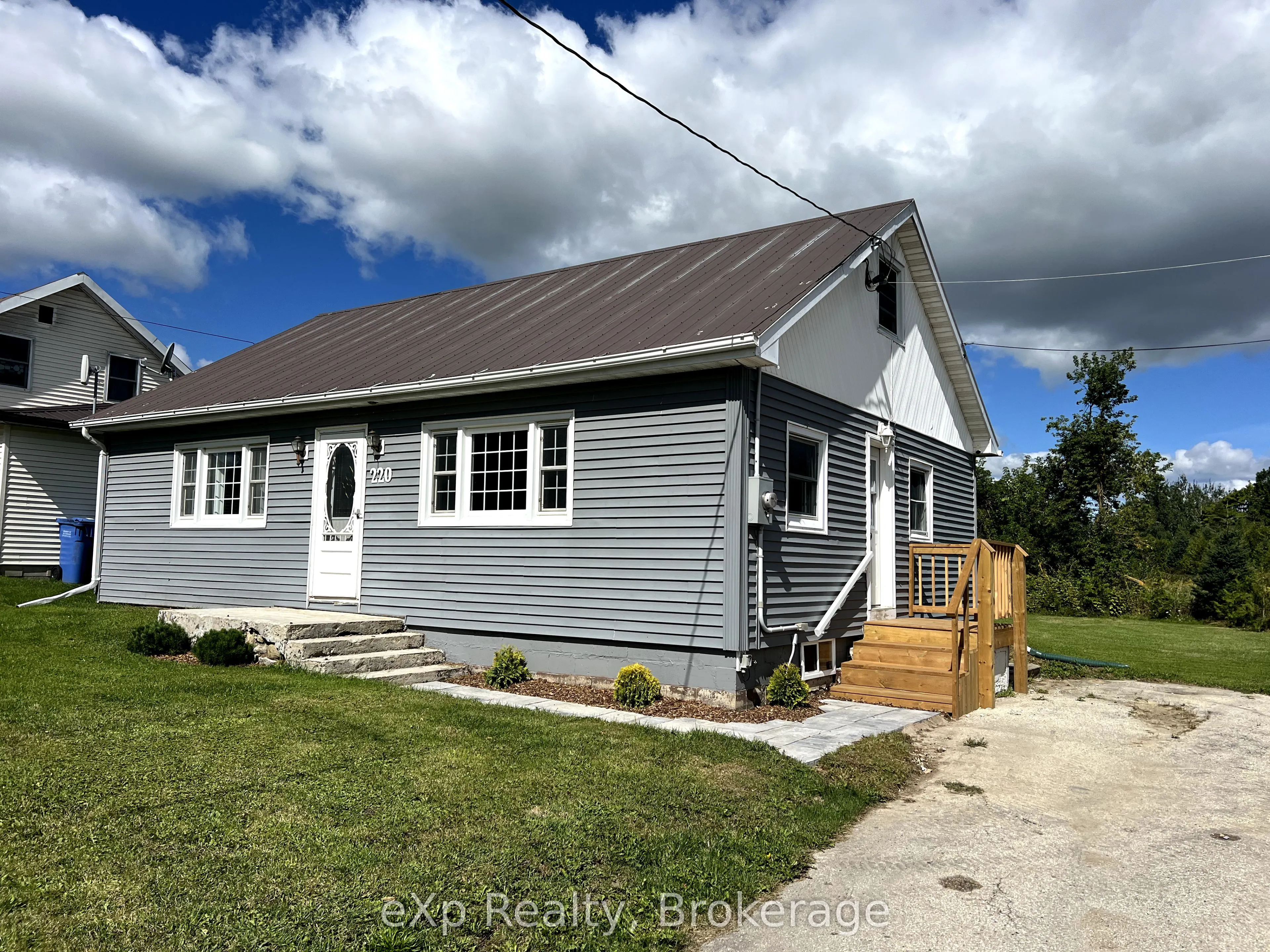 220 Owen Sound Street