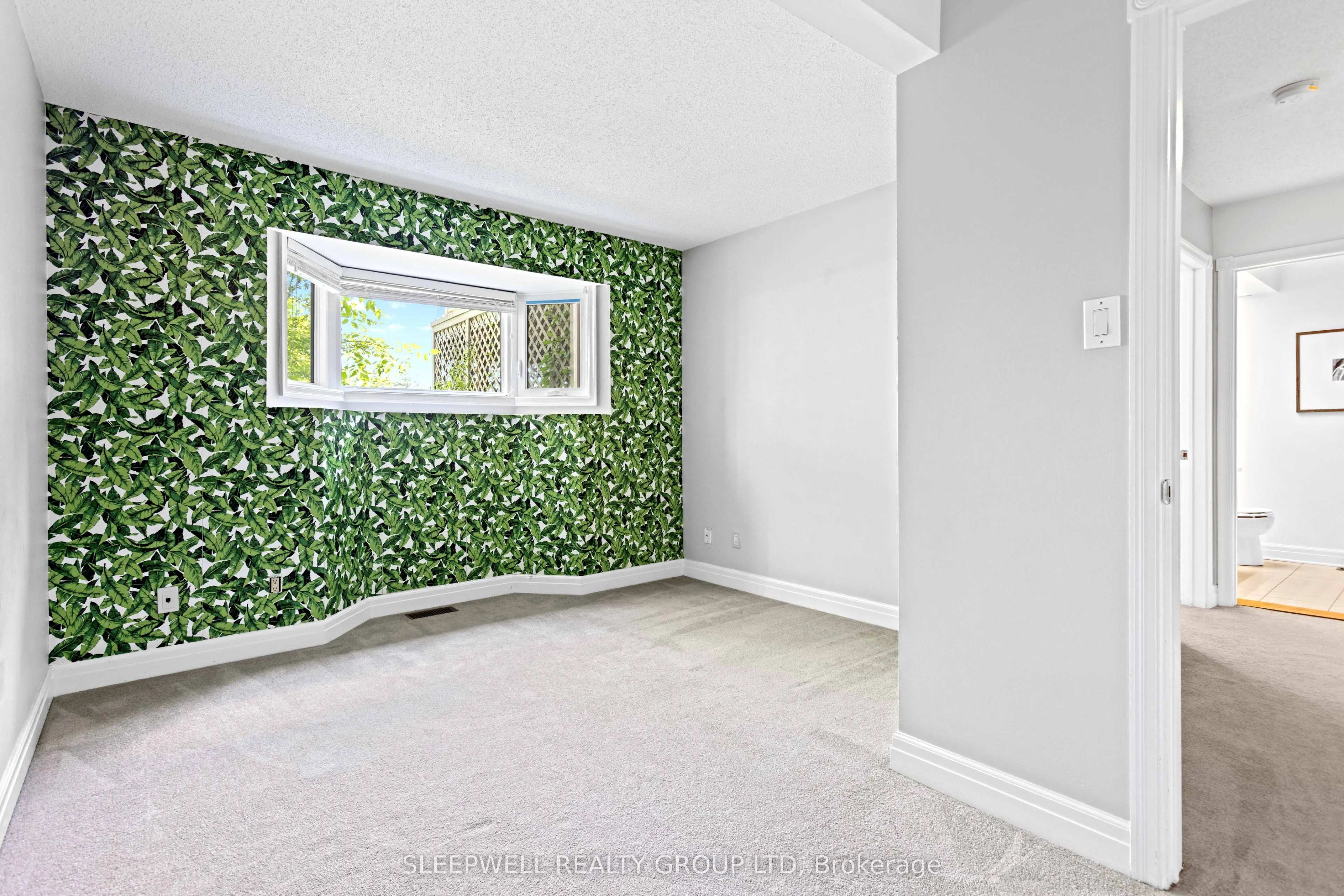 55 Waterford Drive, #32