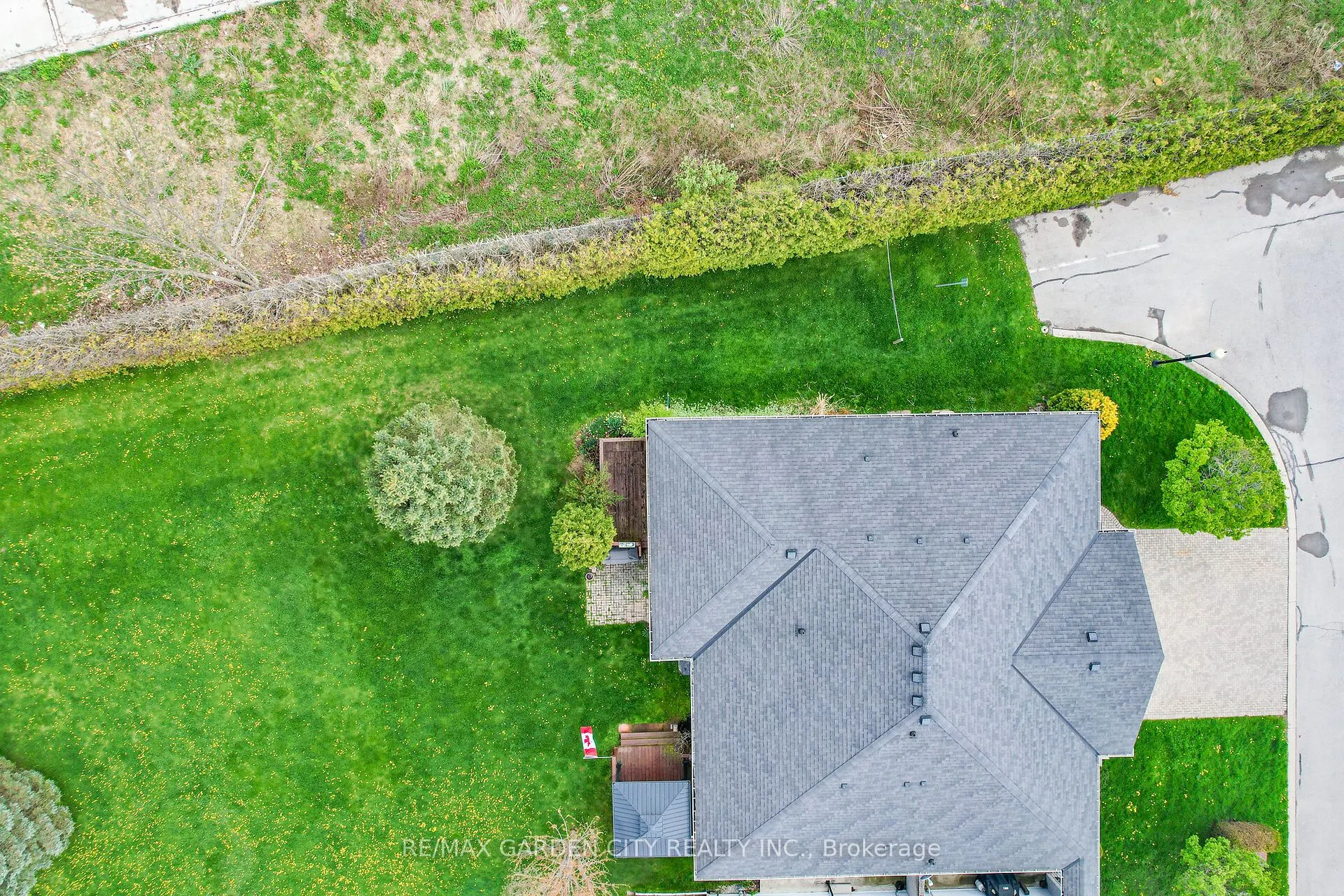 7 Village Drive, #42