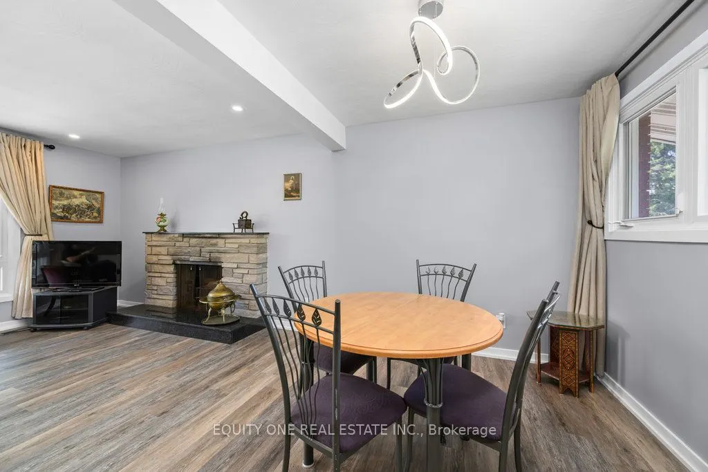1041 Wiseman Crescent