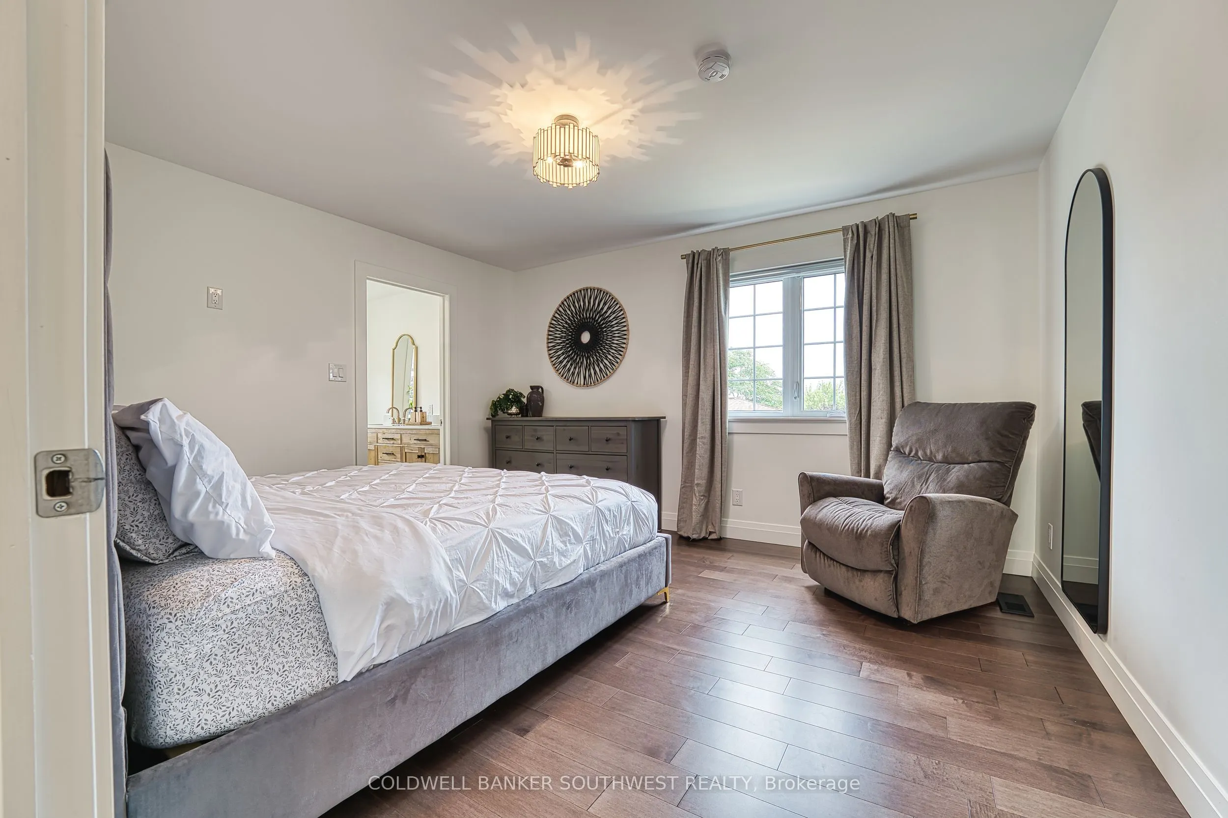 57 Mc Queen Court