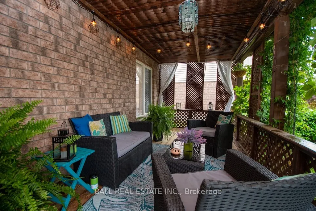 2546 Marsdale Drive