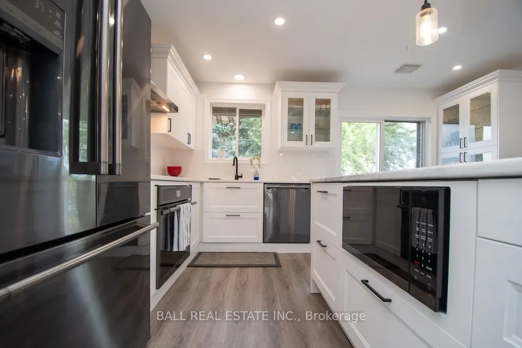 2546 Marsdale Drive