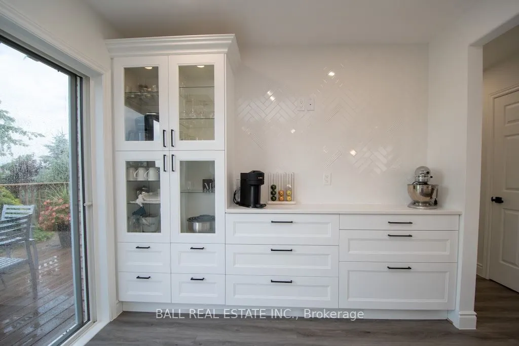 2546 Marsdale Drive