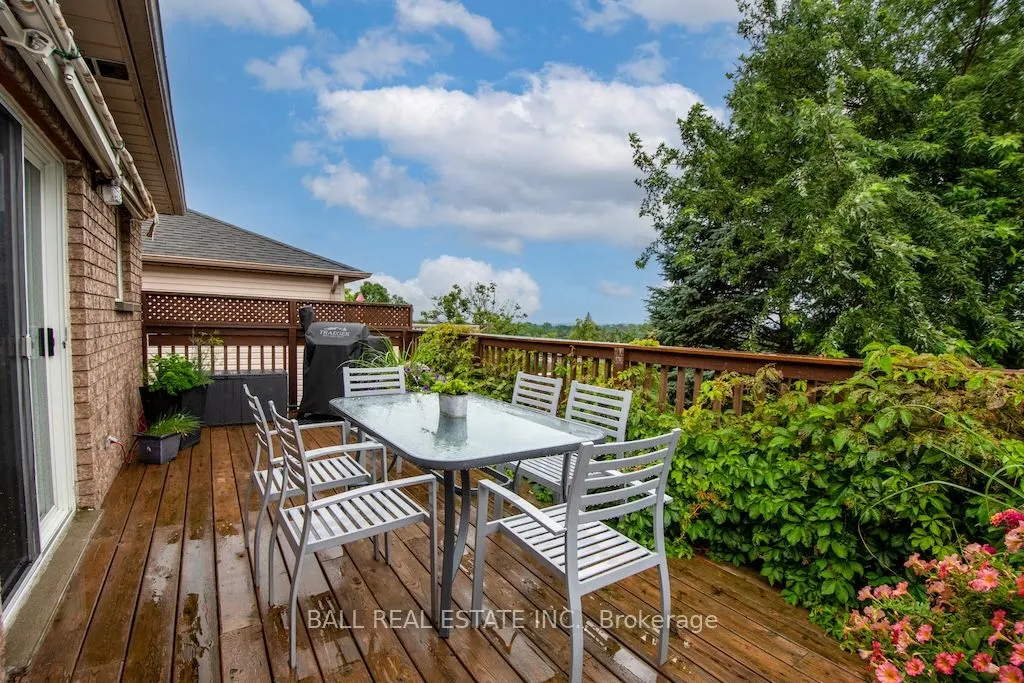 2546 Marsdale Drive