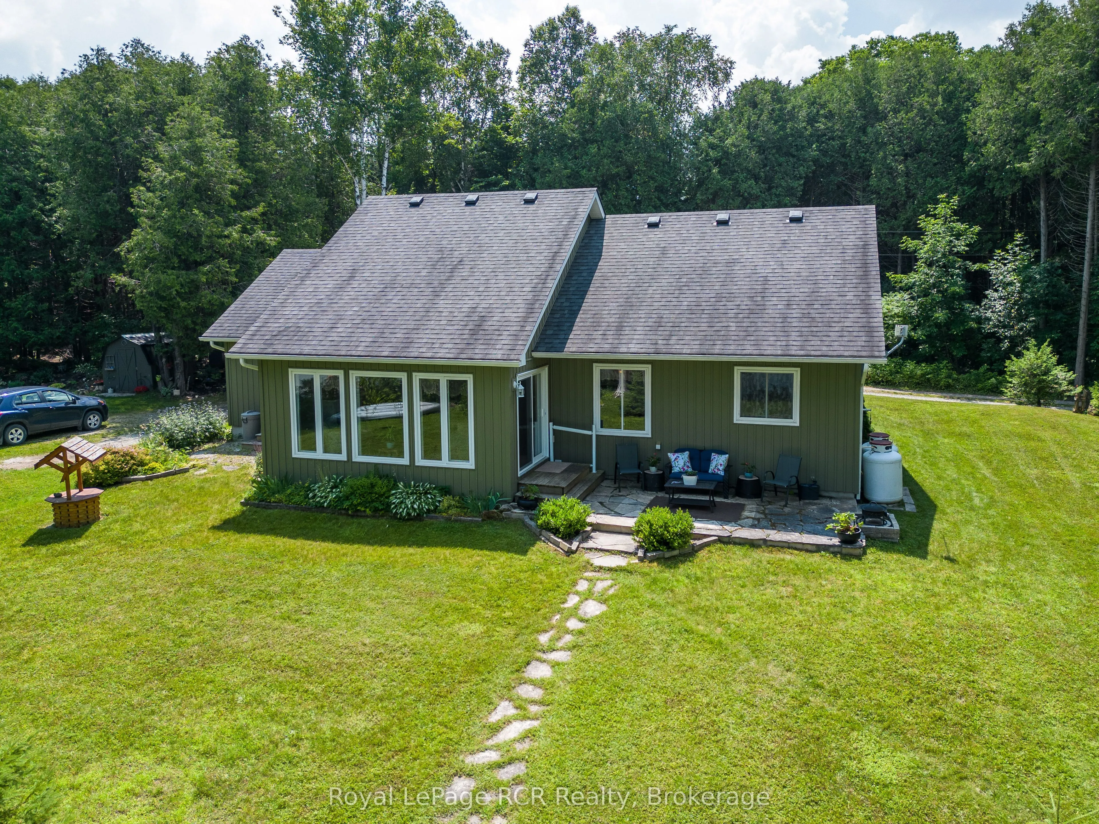 121 Browns Lane