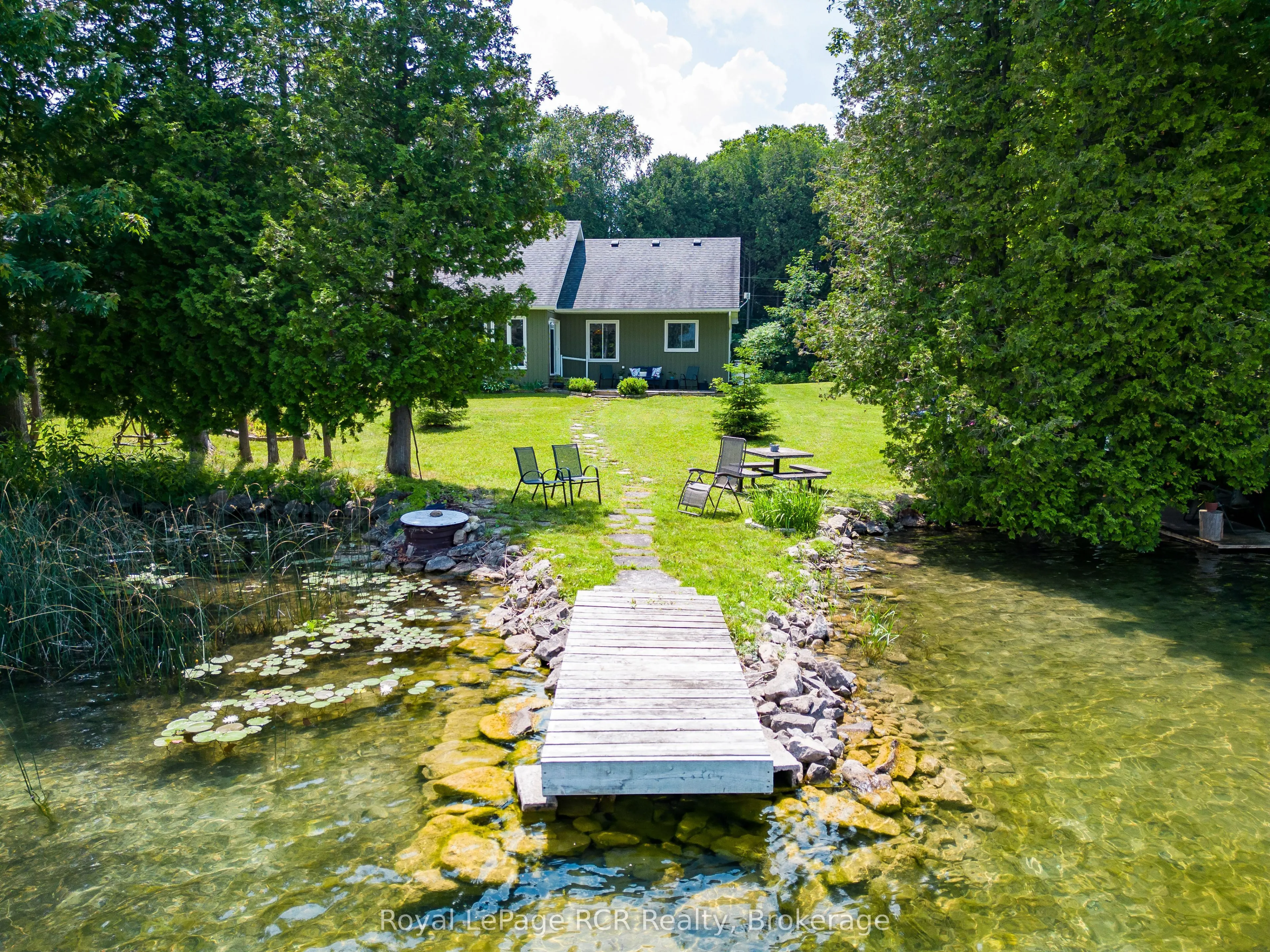 121 Browns Lane