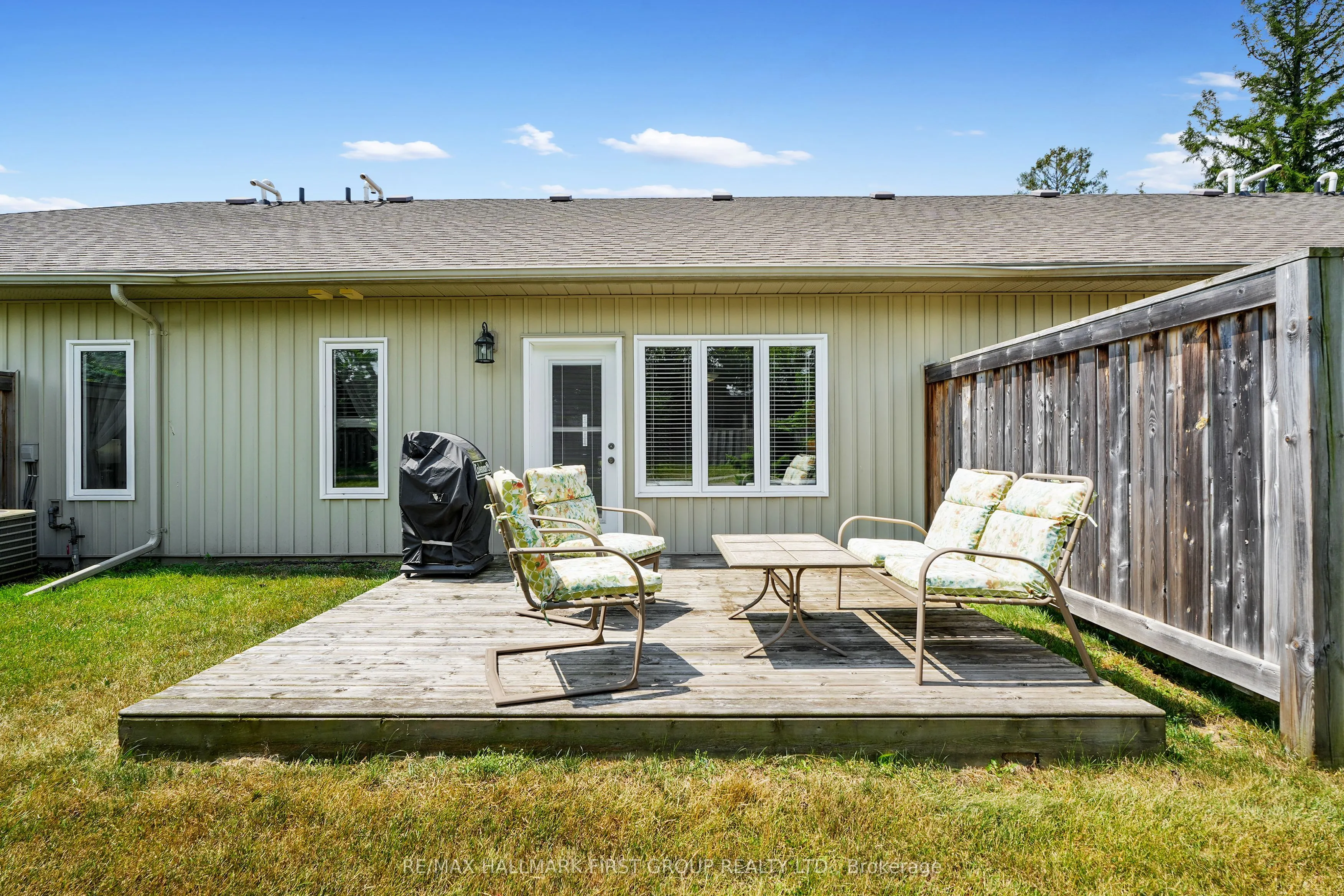 17 George Court, #203