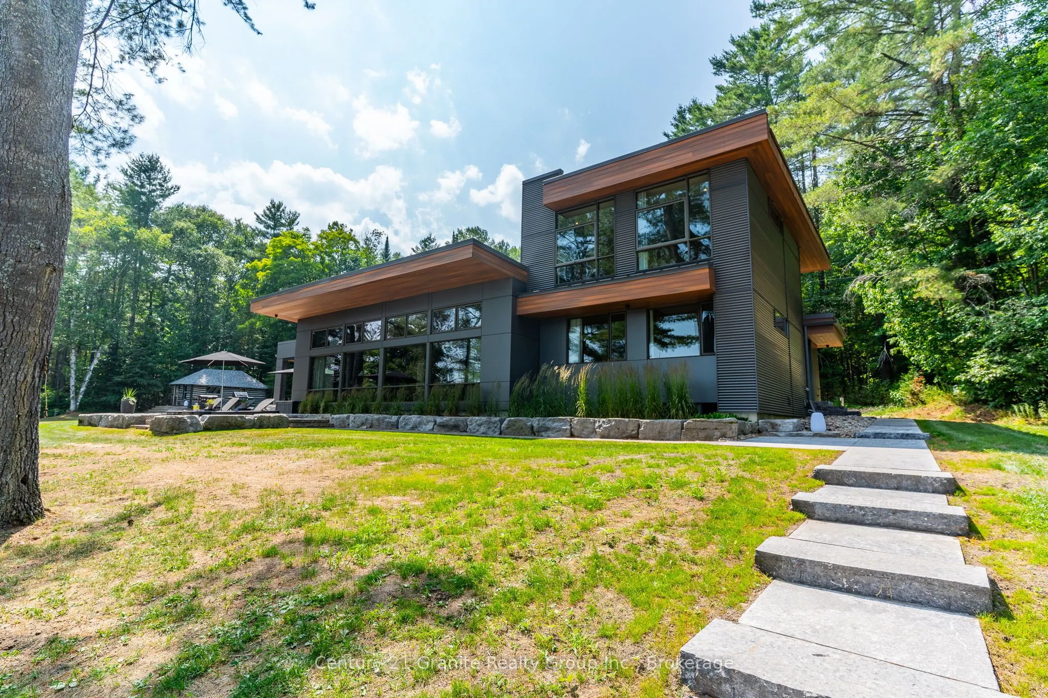 1085 Grace Road