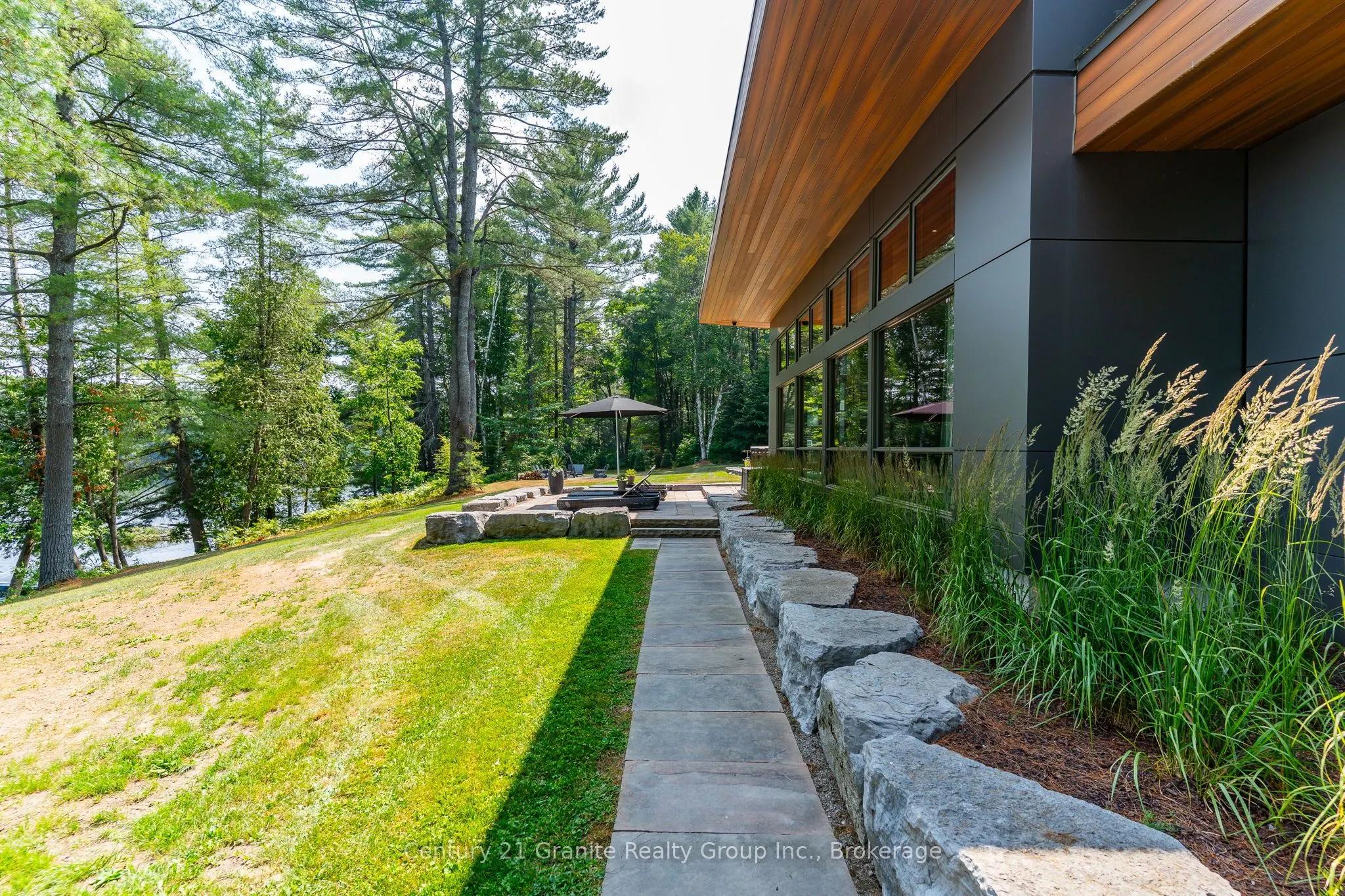 1085 Grace Road