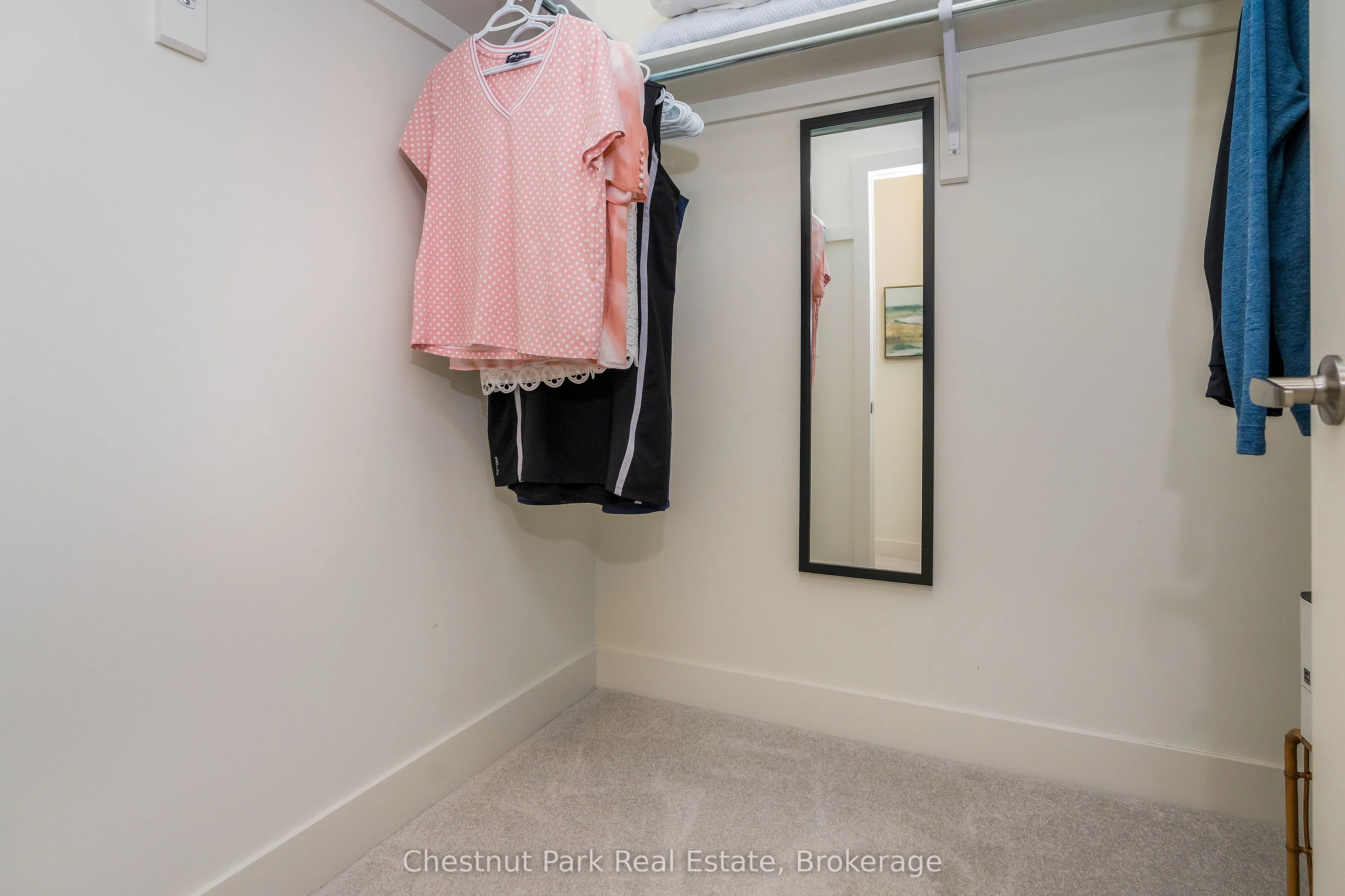 161 Hawthorn Crescent #33