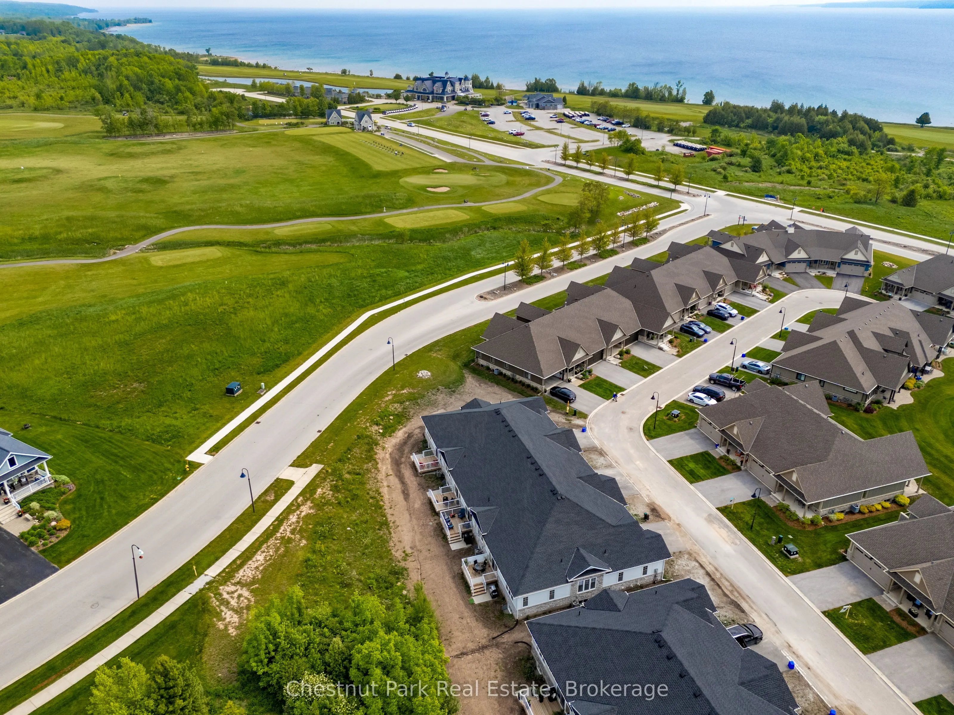 161 Hawthorn Crescent #33
