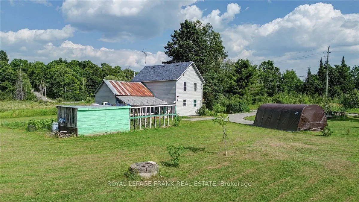 99 Anstruther Lake Road