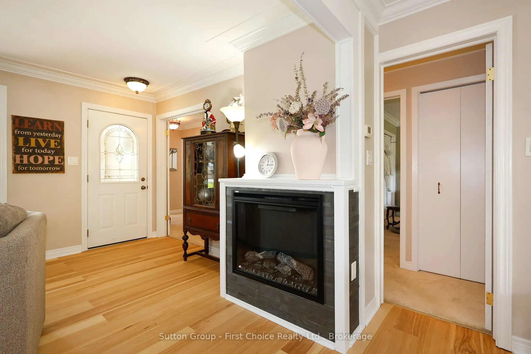 348 DEVON Street