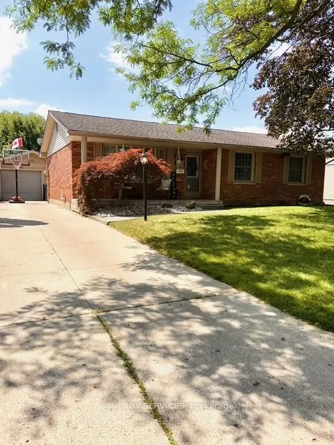 108 Downing Crescent