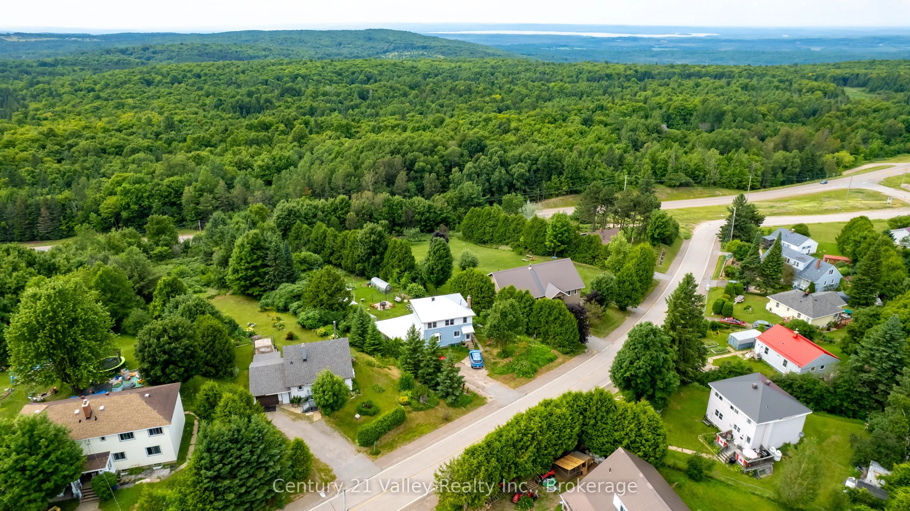 19 Algonquin Road