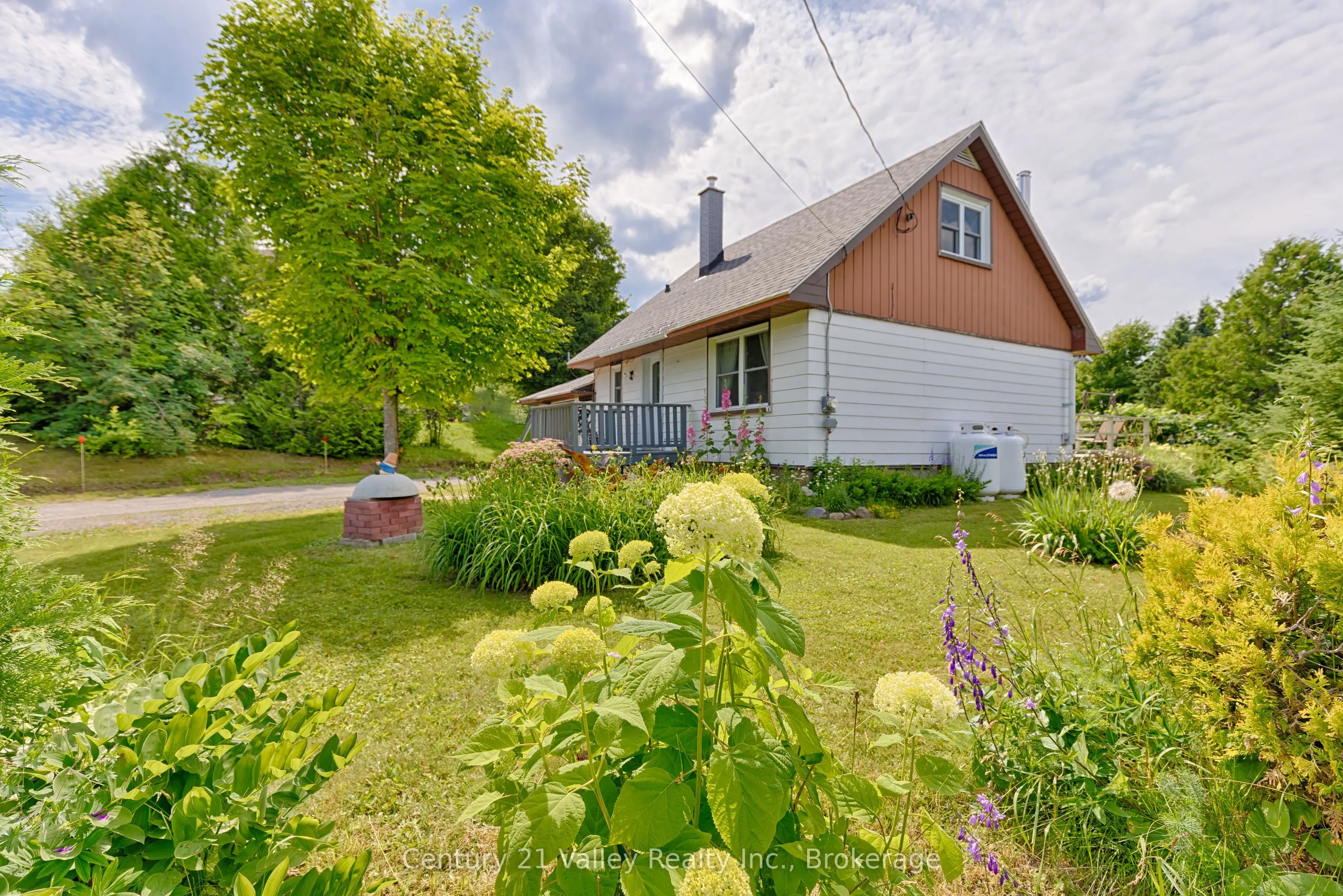 19 Algonquin Road