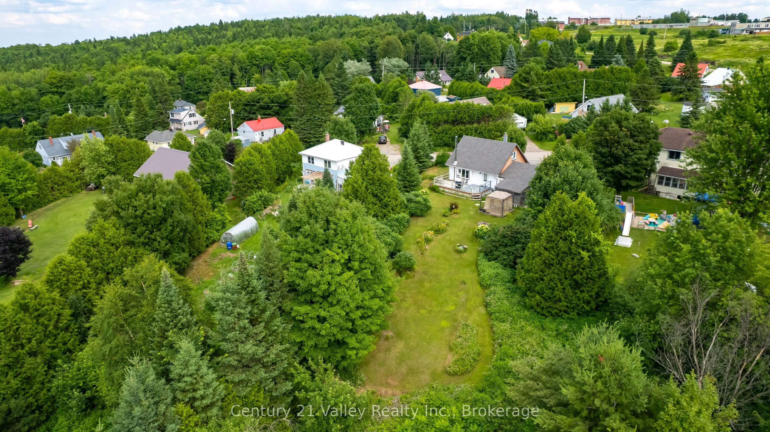 19 Algonquin Road