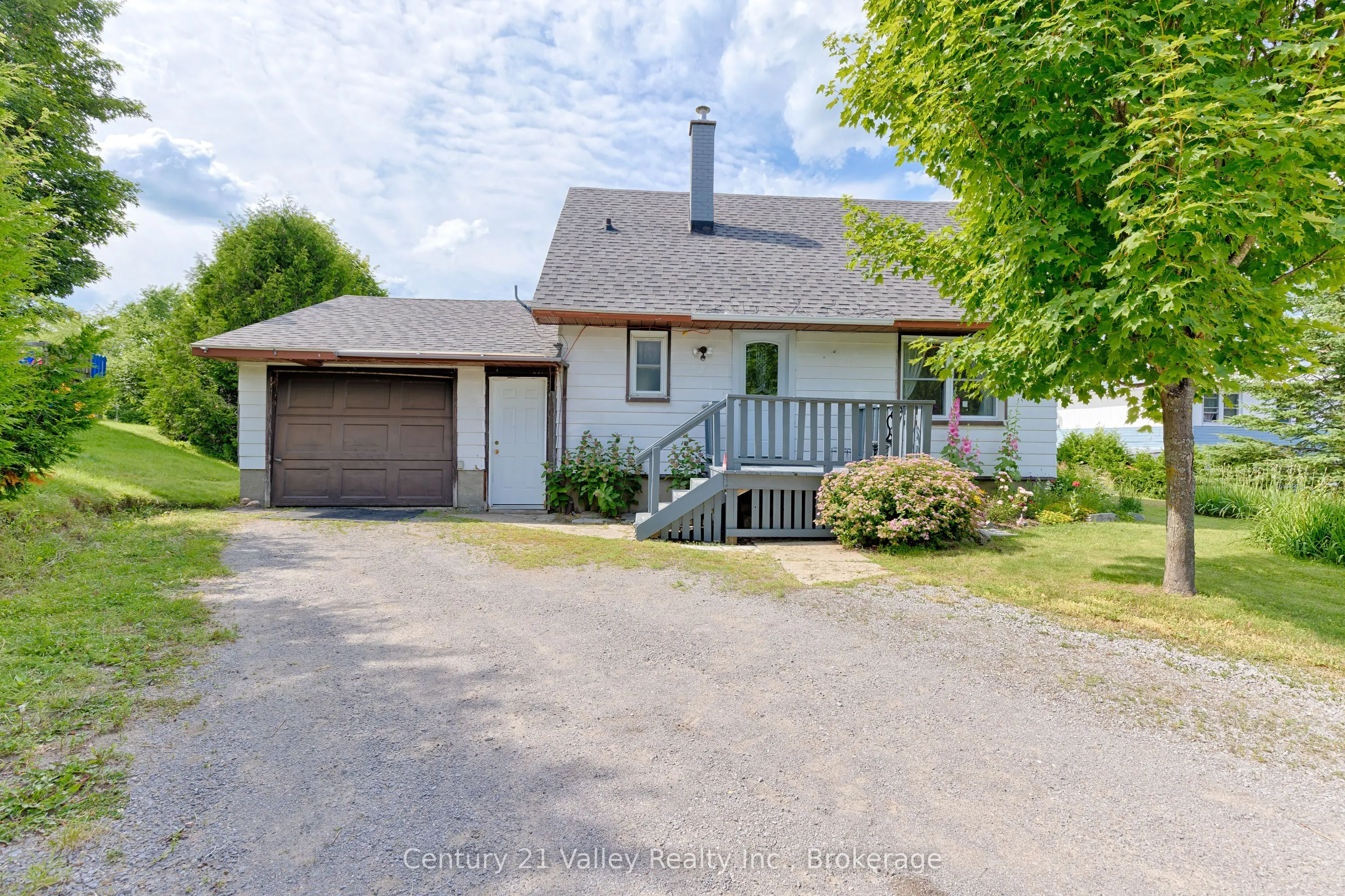 19 Algonquin Road