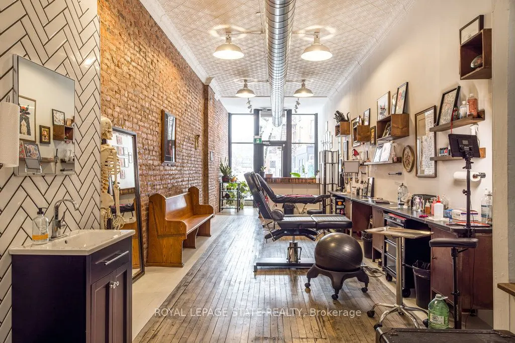 203 King Street E, ##1