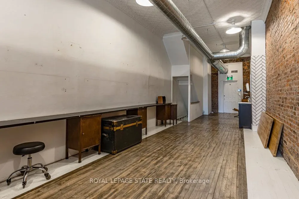 203 King Street E, ##1