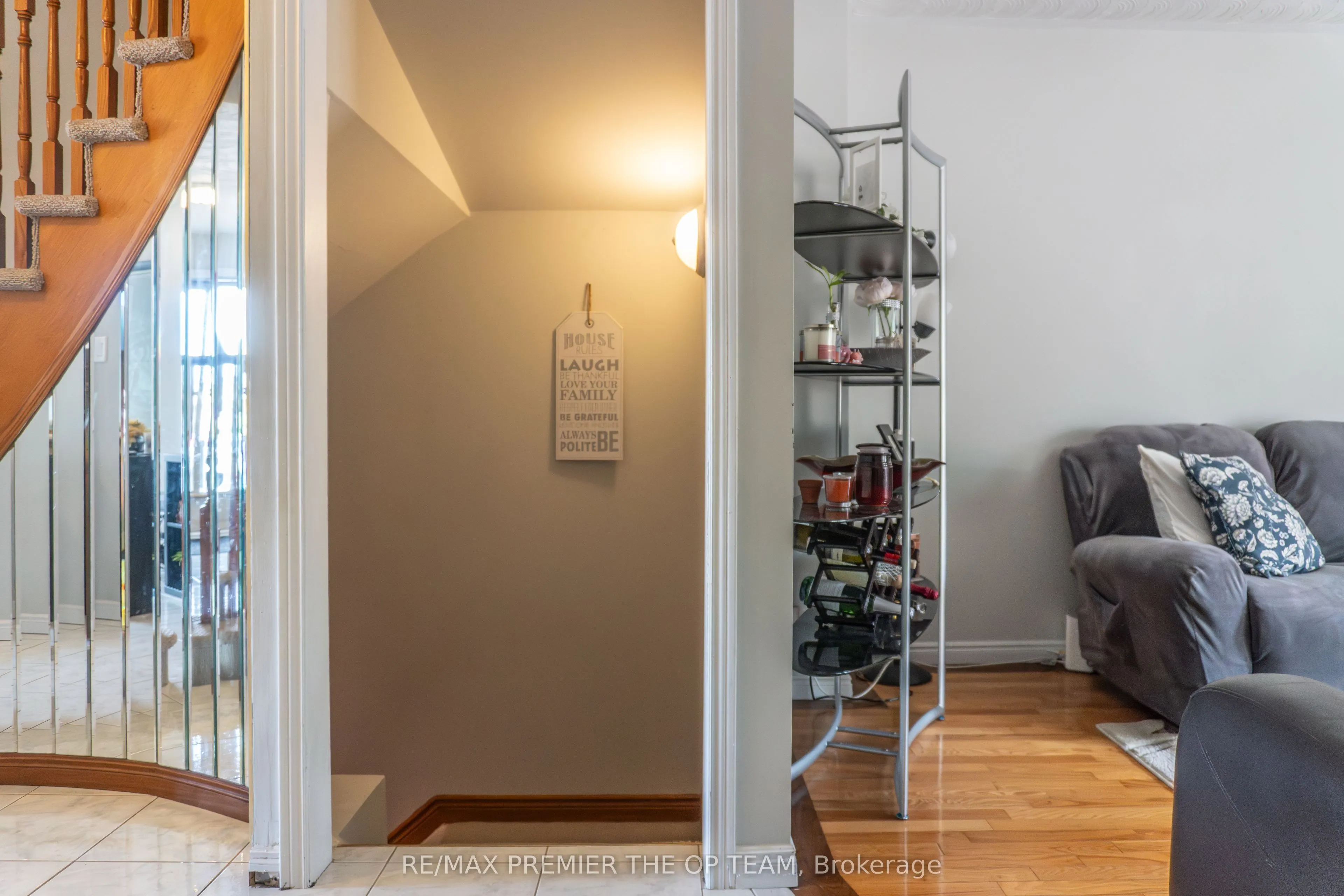 255 Mount Albion Road, #3