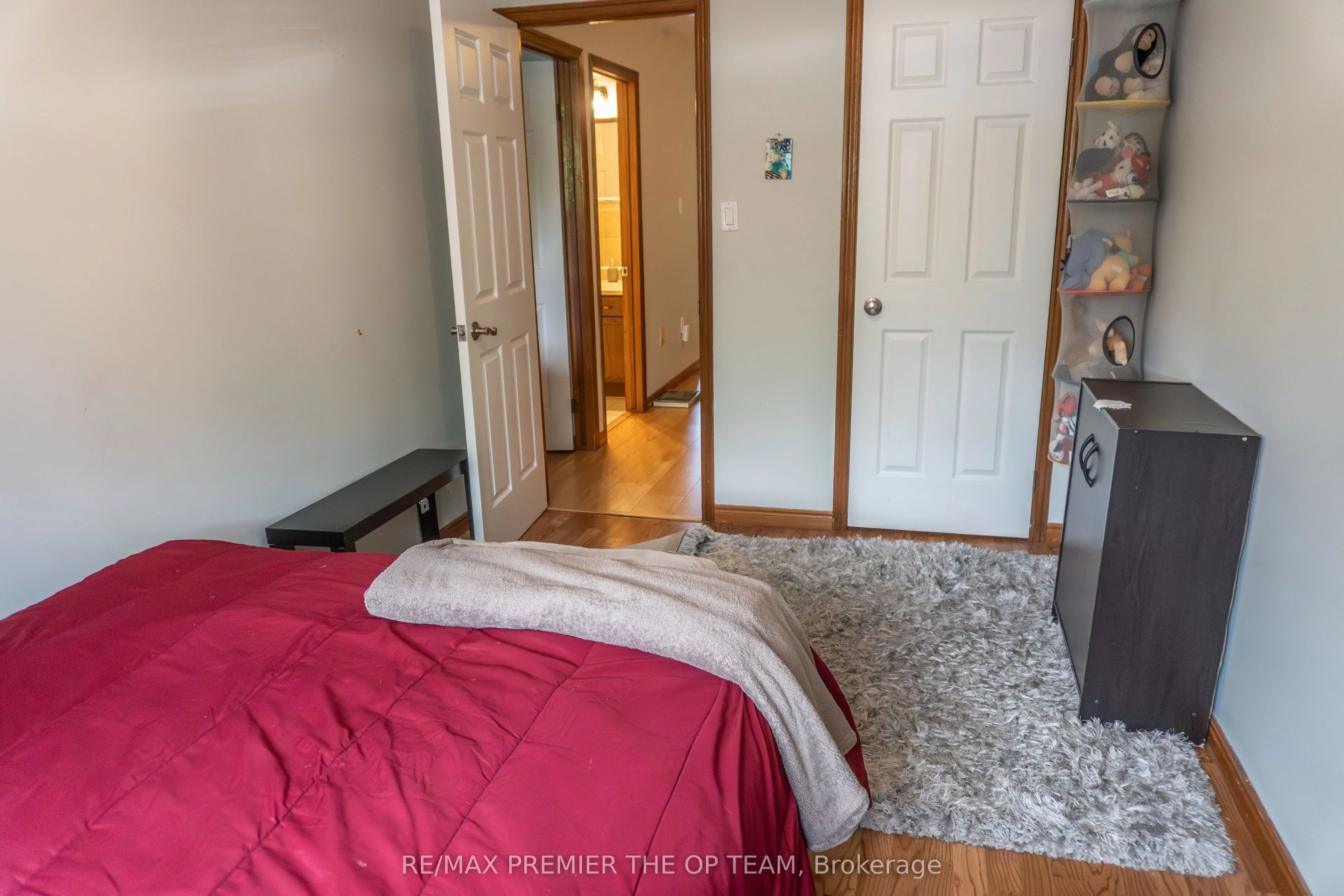 255 Mount Albion Road, #3