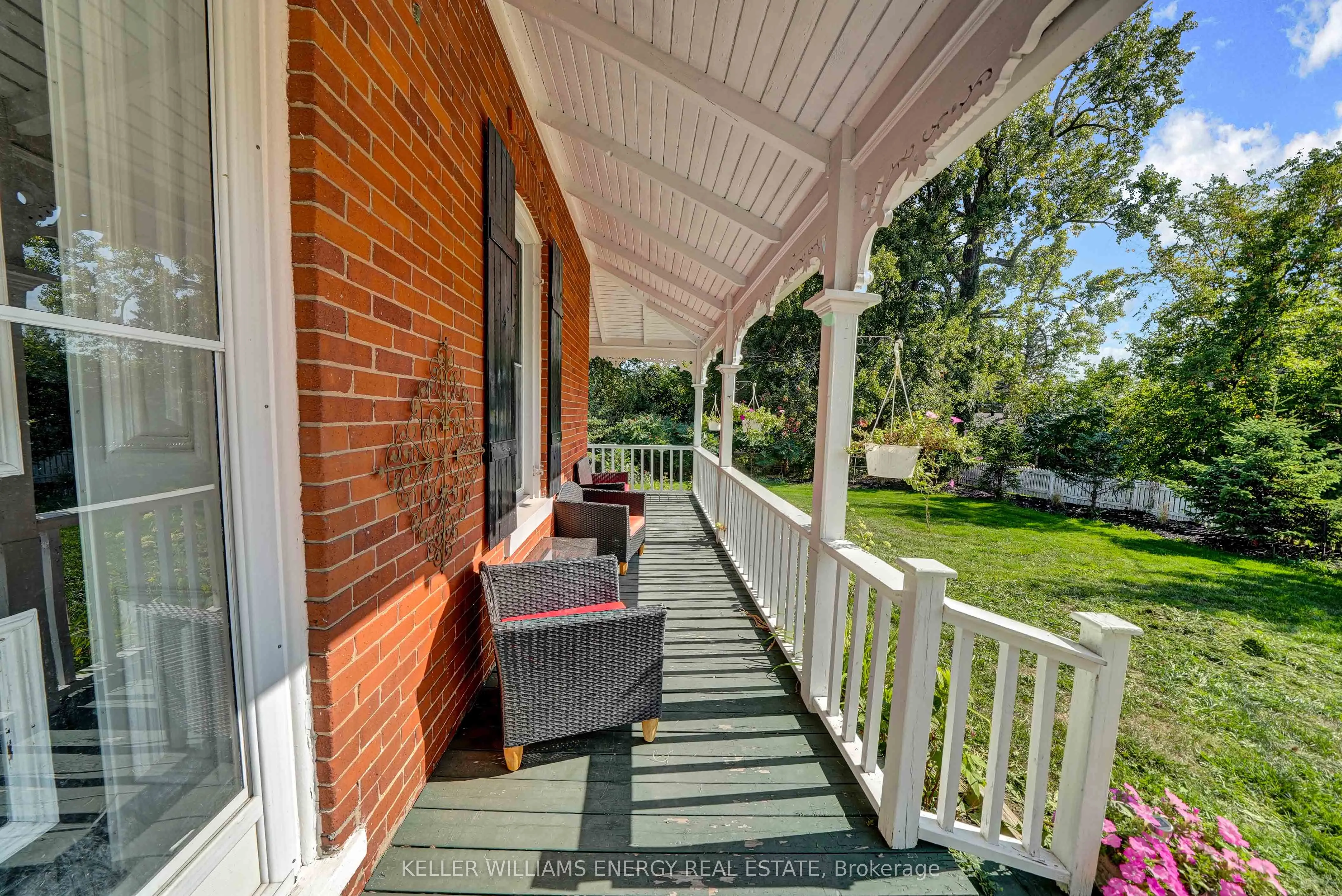7685 County 2 Road