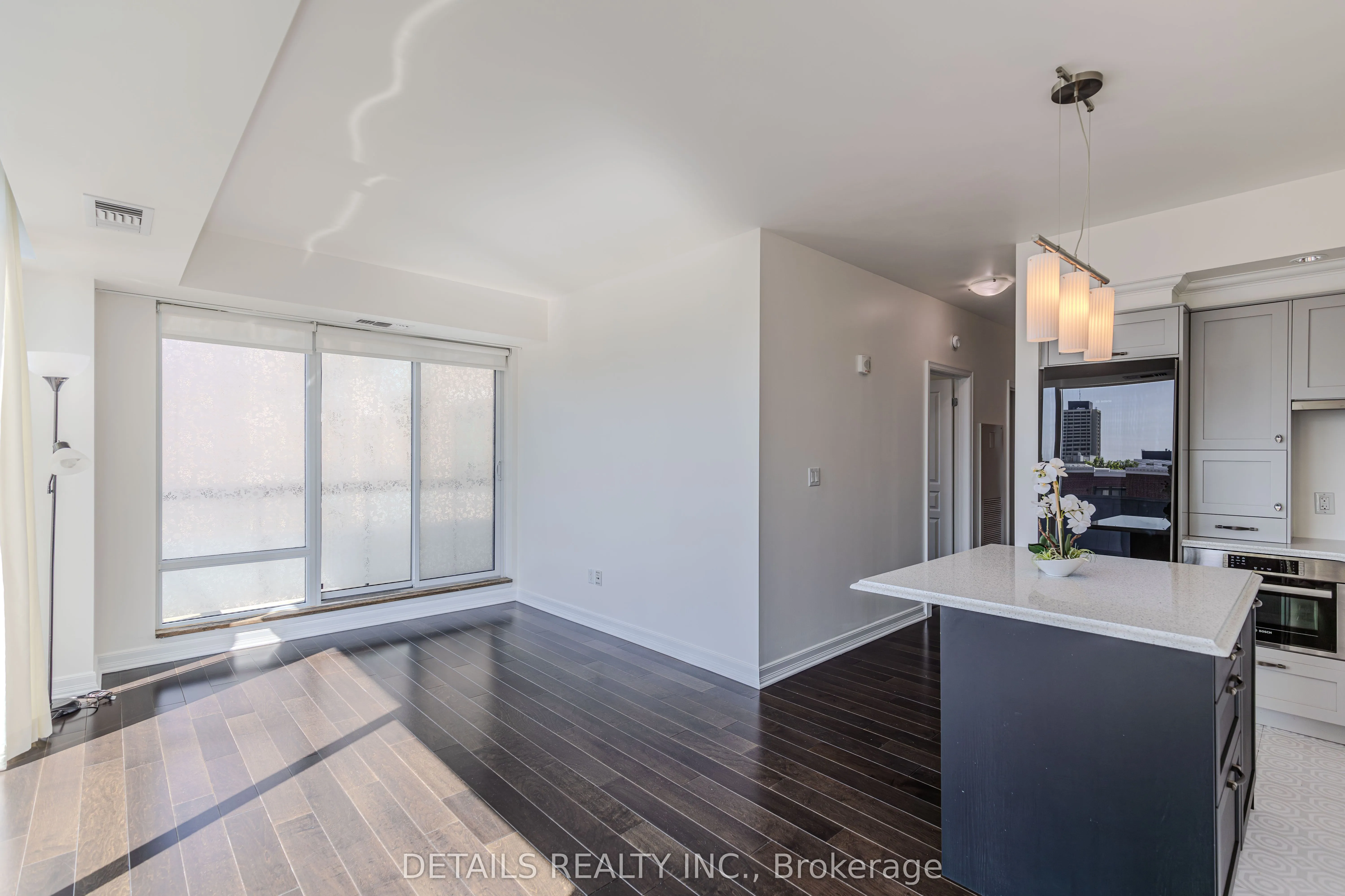 238 Besserer Street, ##717