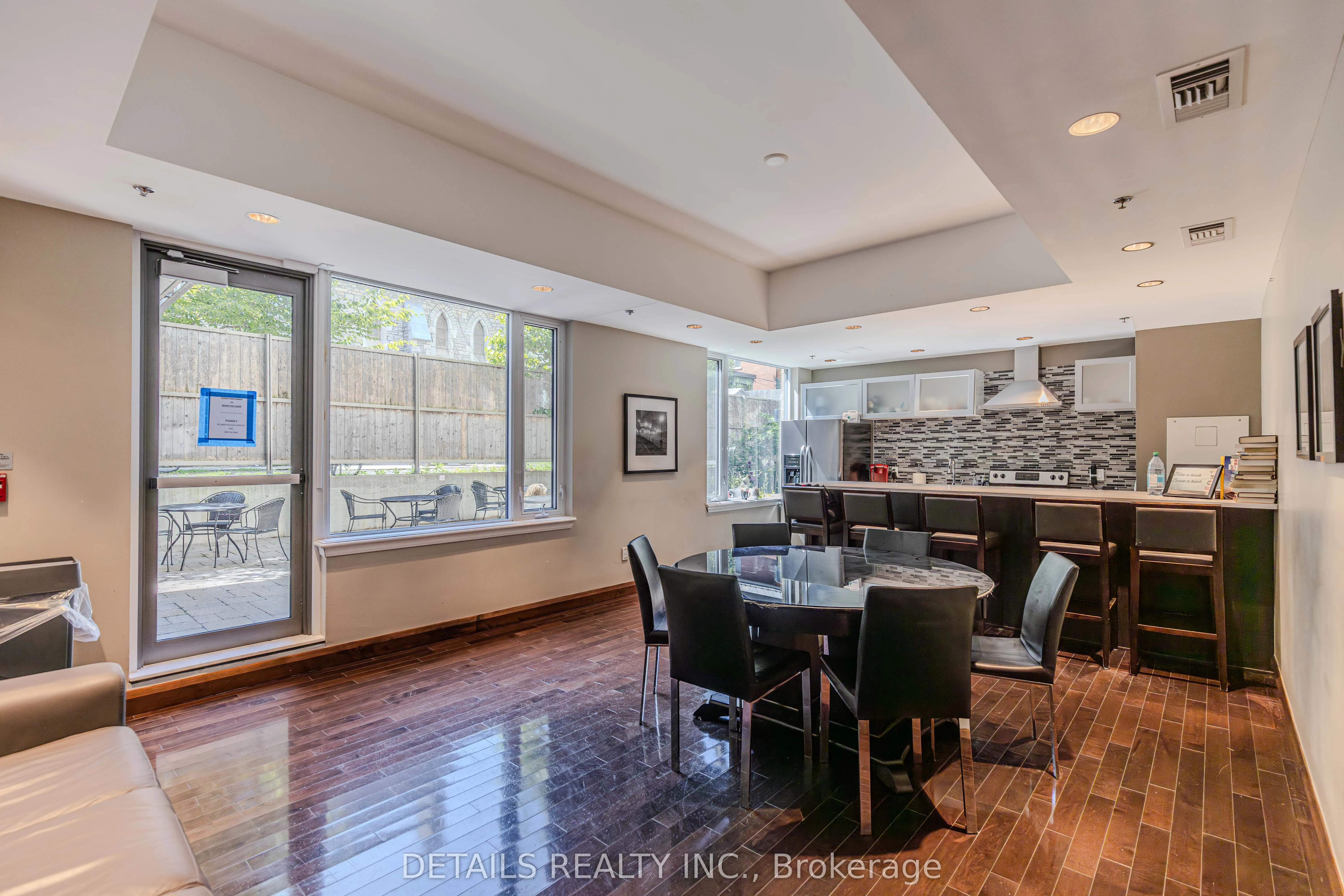 238 Besserer Street, ##717