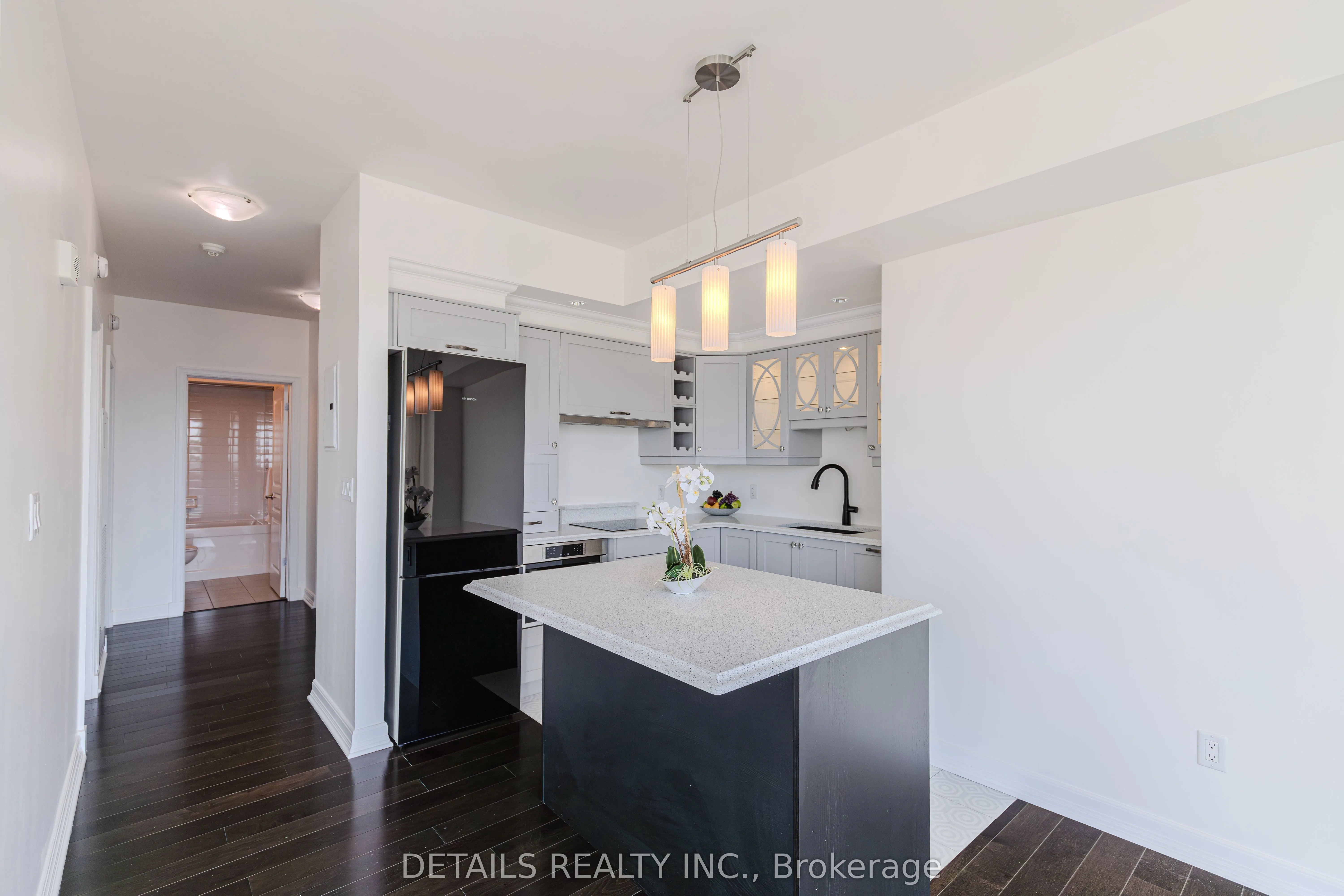 238 Besserer Street, ##717